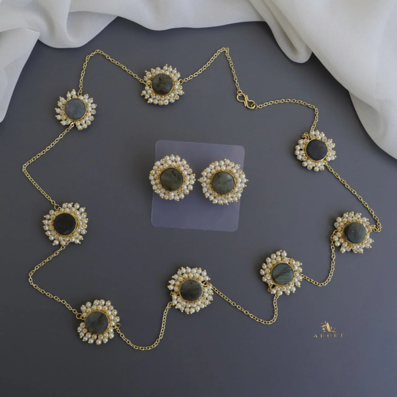 8 Stone Raw Stone Neckpiece with Earring - Image 9
