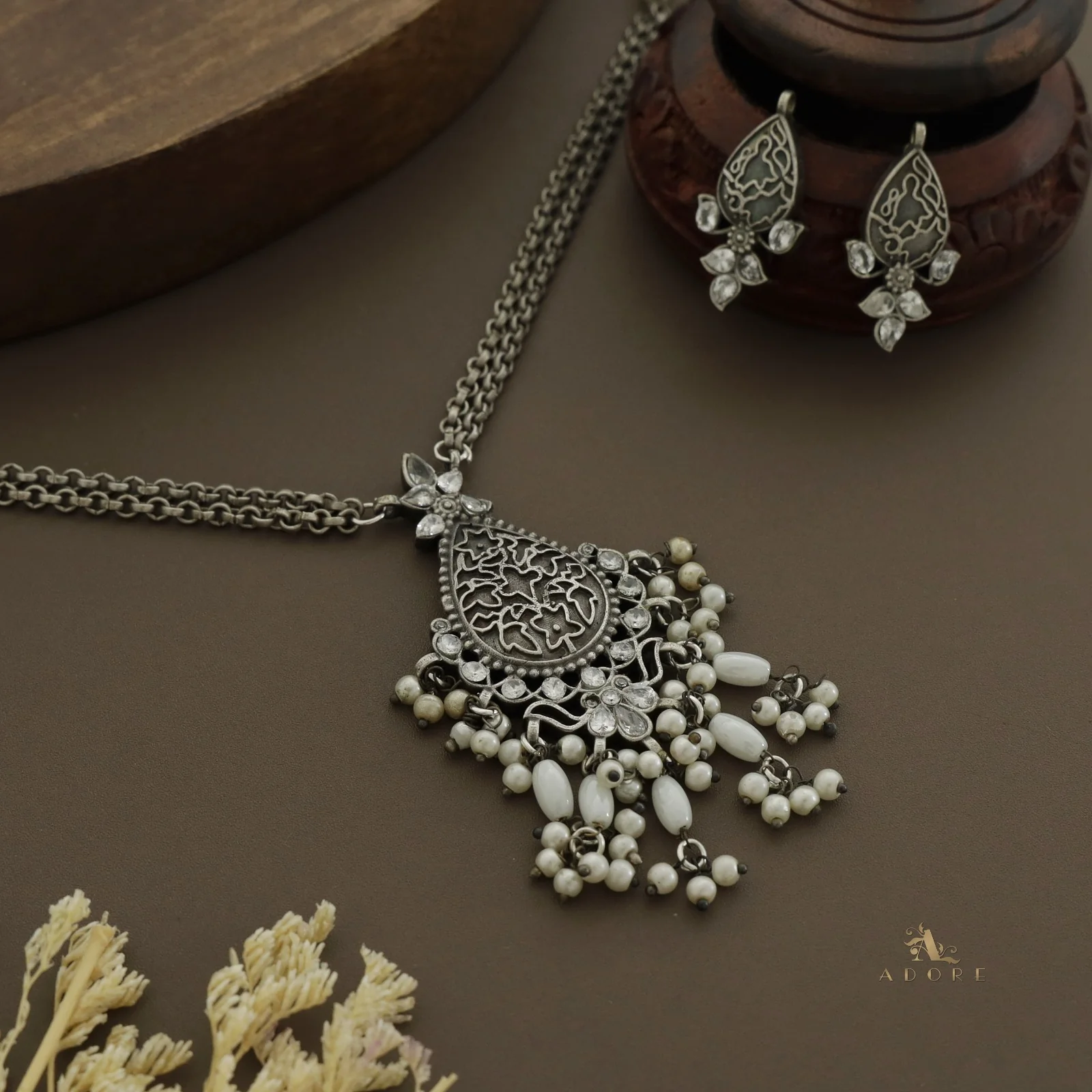 khushi Antique Neckpiece With Earring - Image 4
