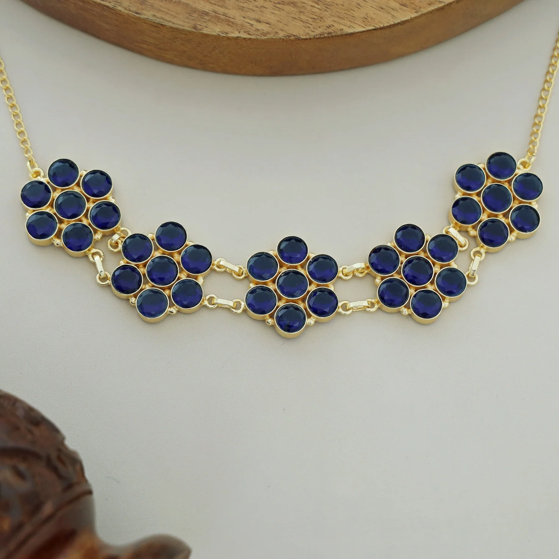 Gynell Flower Choker - Image 3