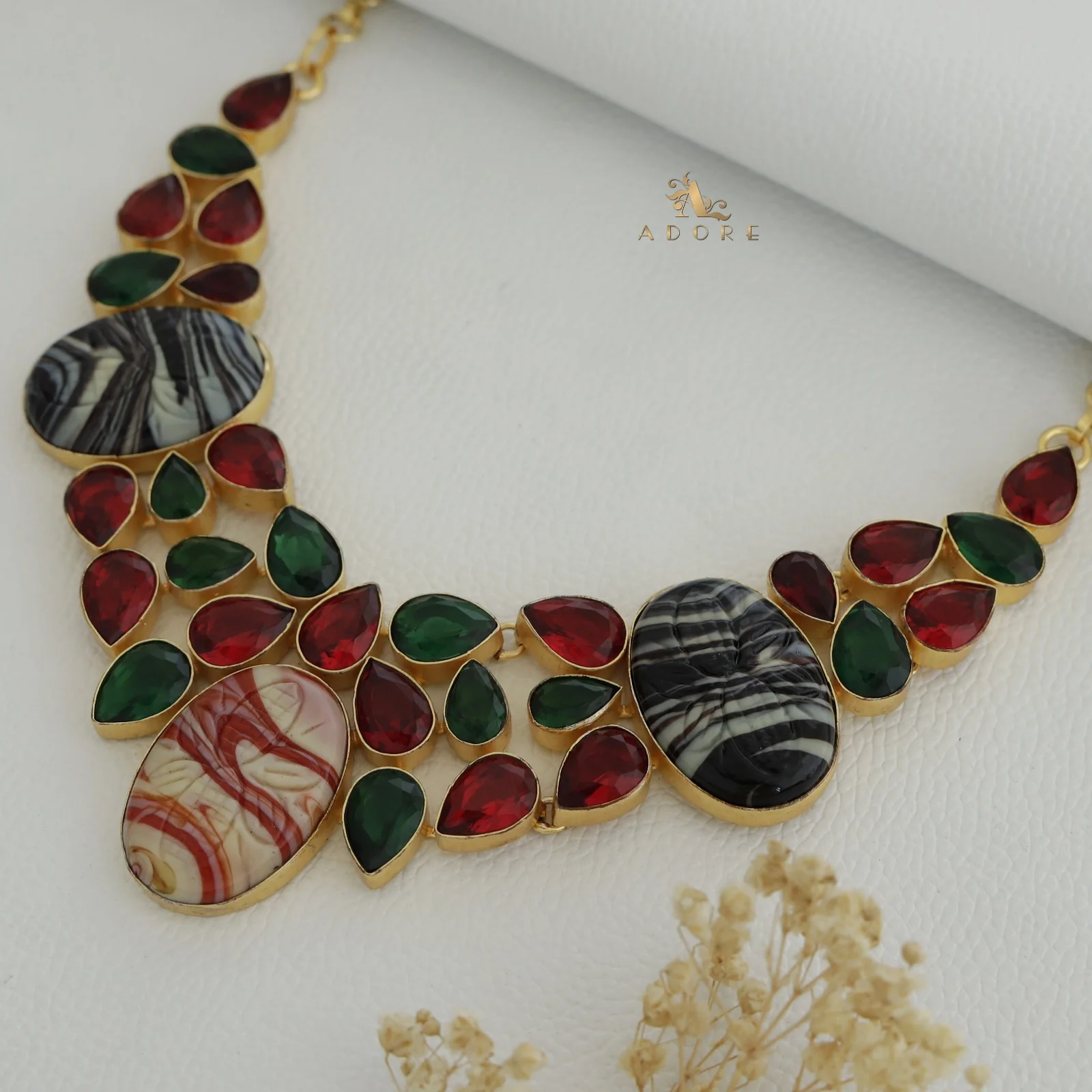 Naomia Neckpiece - Image 3