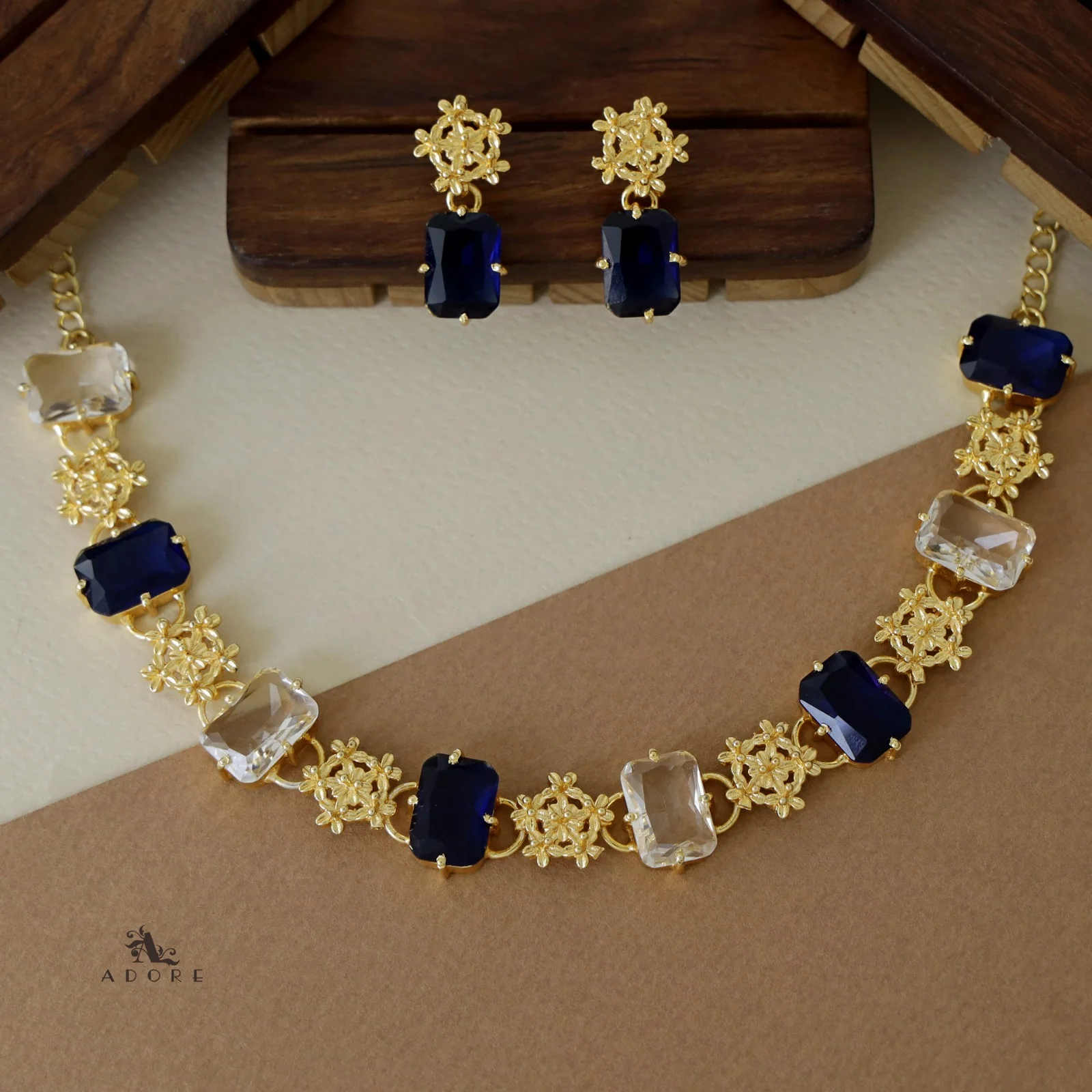 Nayara Elite Glossy Neckpiece With Earring - Image 13