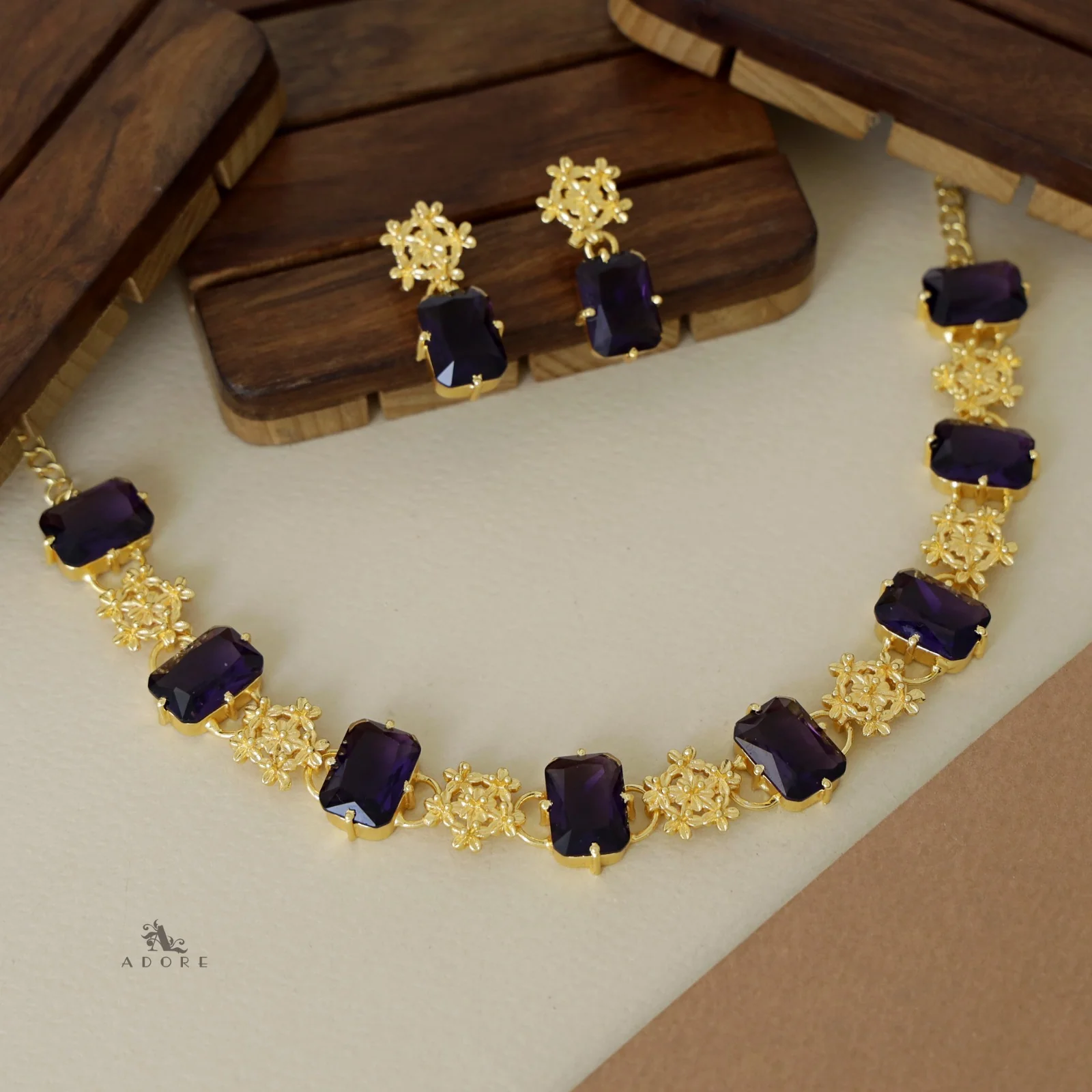 Nayara Elite Glossy Neckpiece With Earring - Image 6