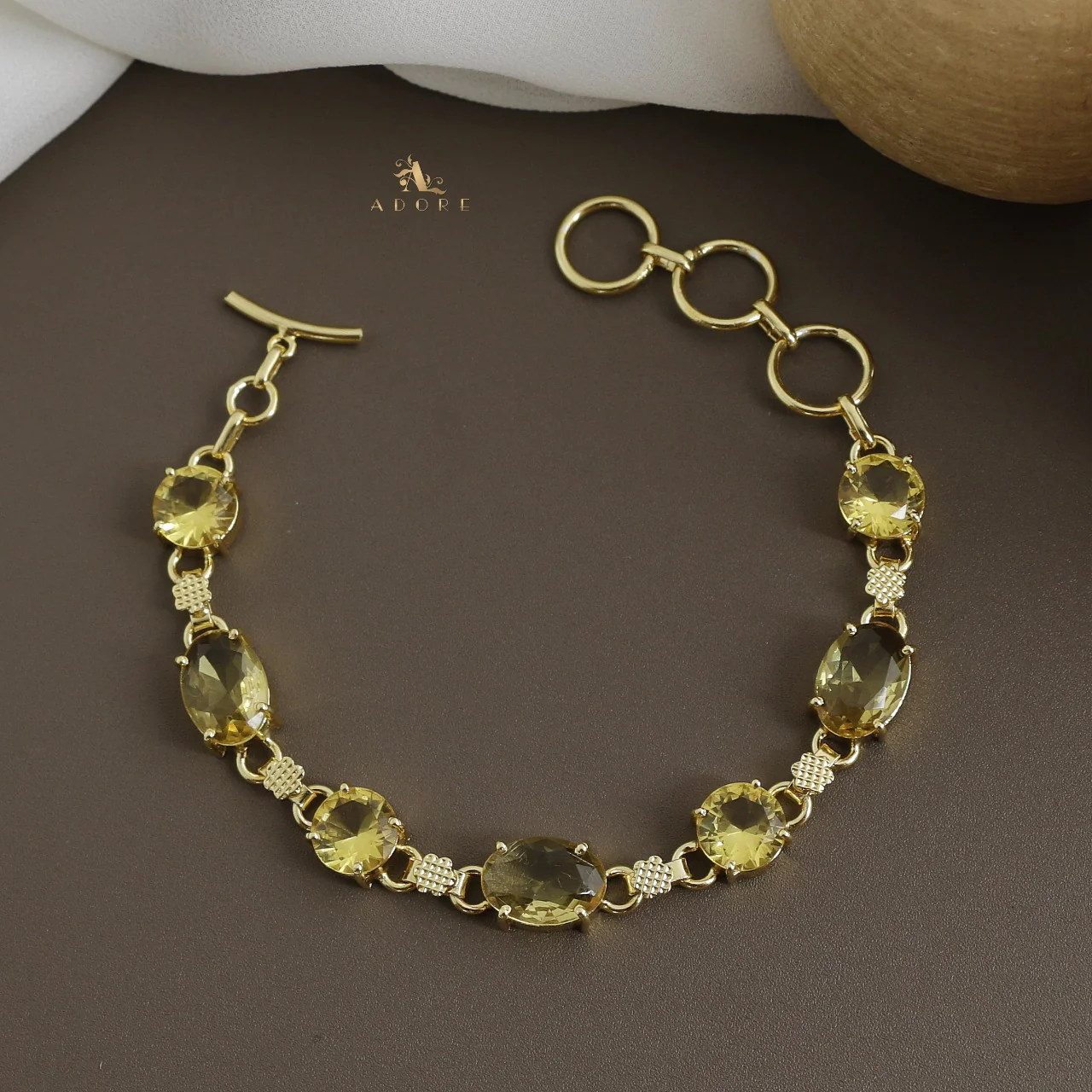 Shamina Glossy Bracelet - Image 3