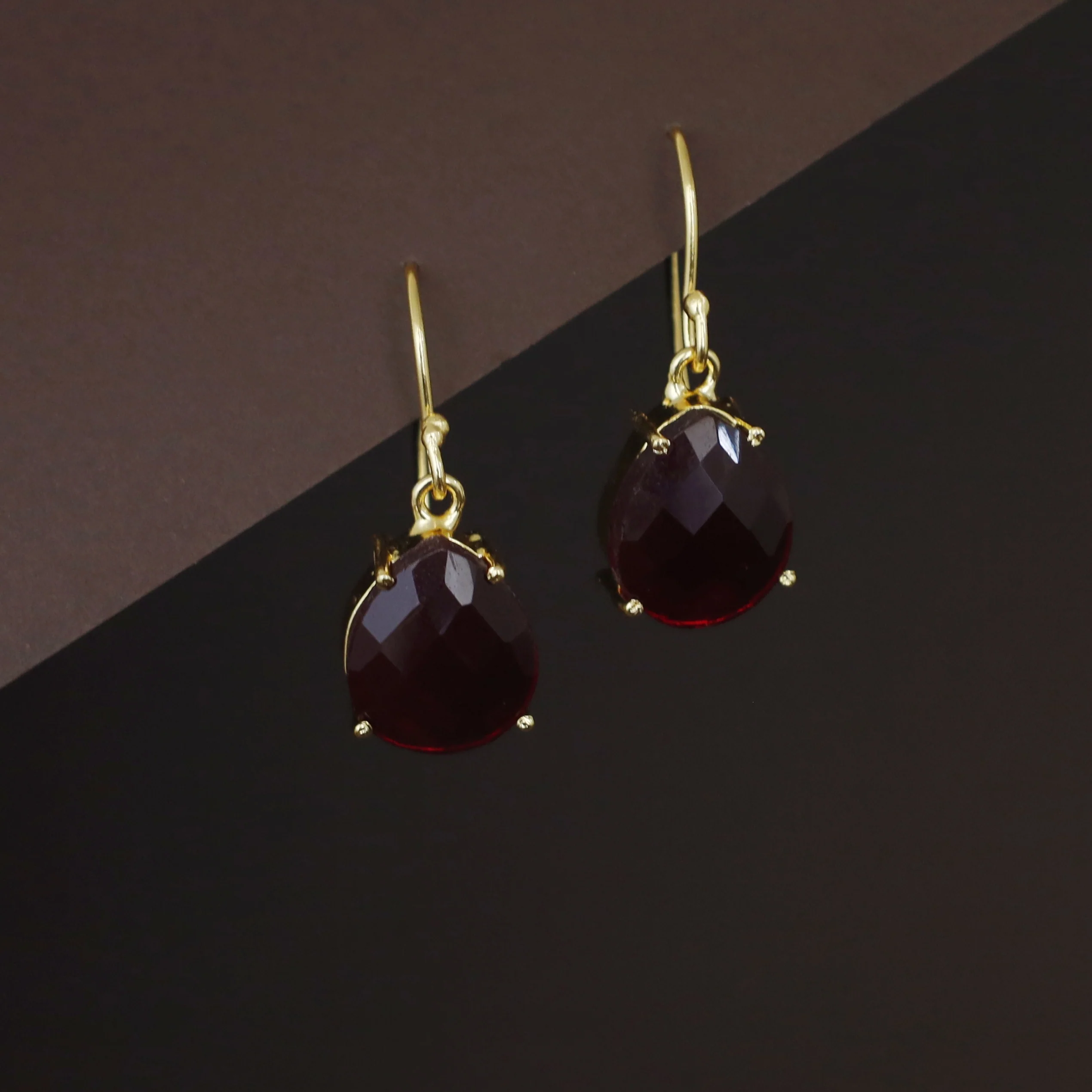 Cosima Claw Glossy Stone Drop - Image 2