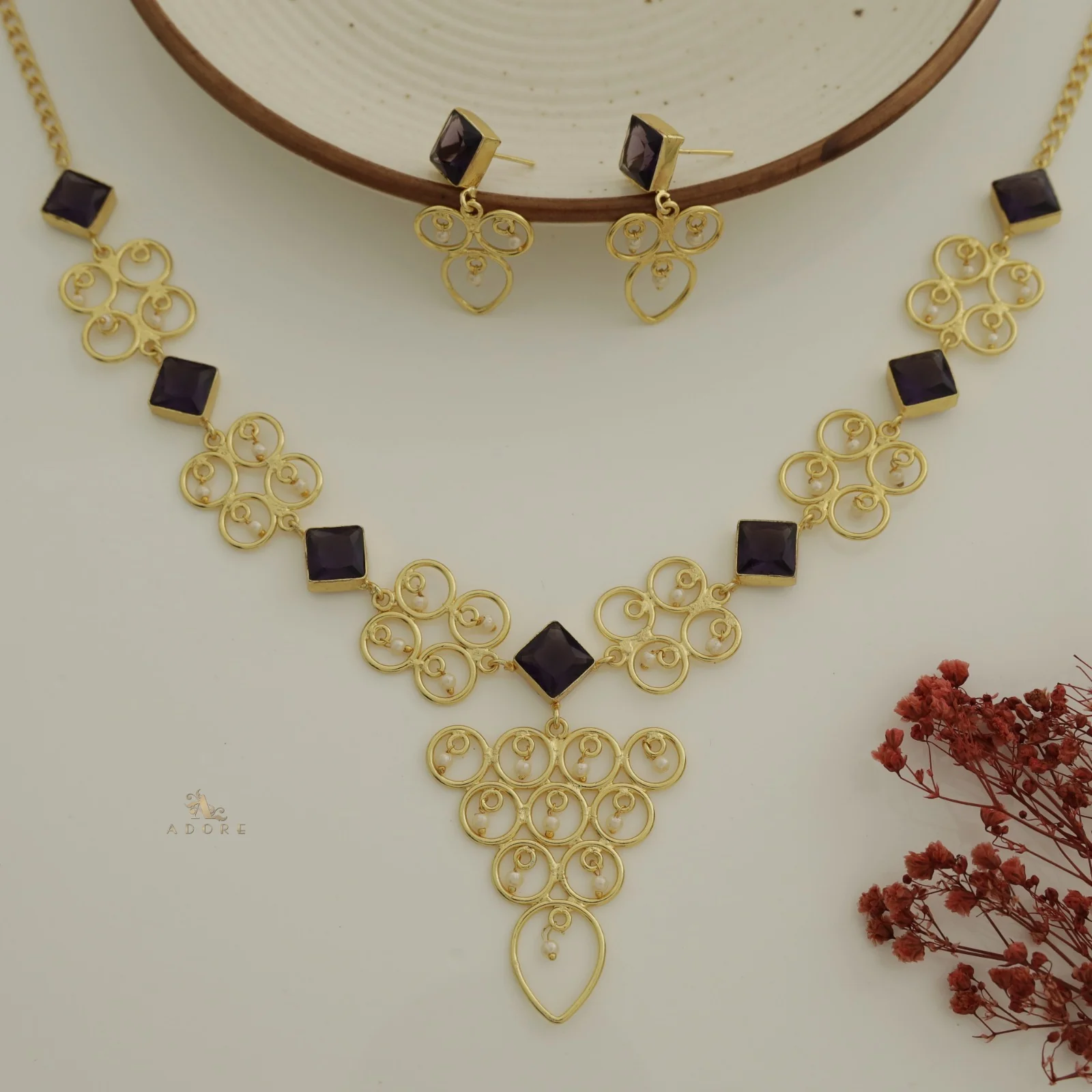 Cressida Diamond Glossy Pearl Triangle Neckpiece With Earring - Image 4