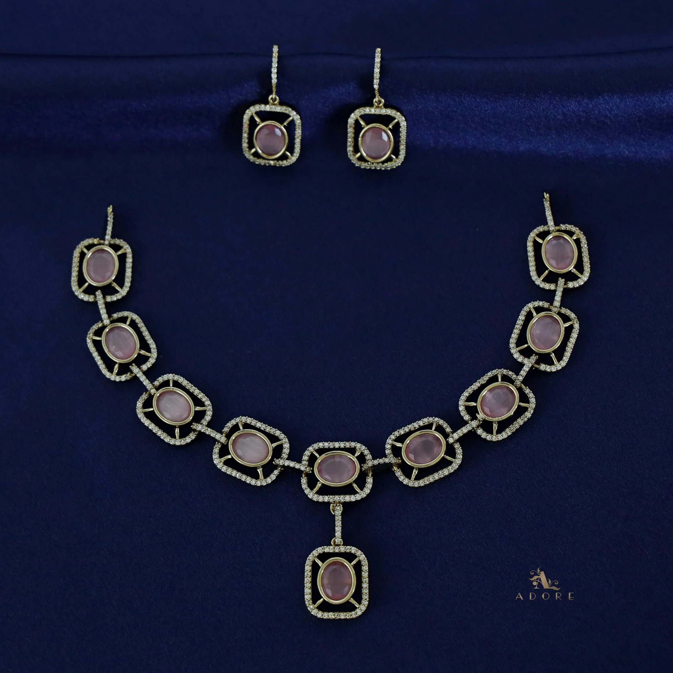 Curved Rectangle Oval Glossy Short Neckpiece with Earring - Image 6