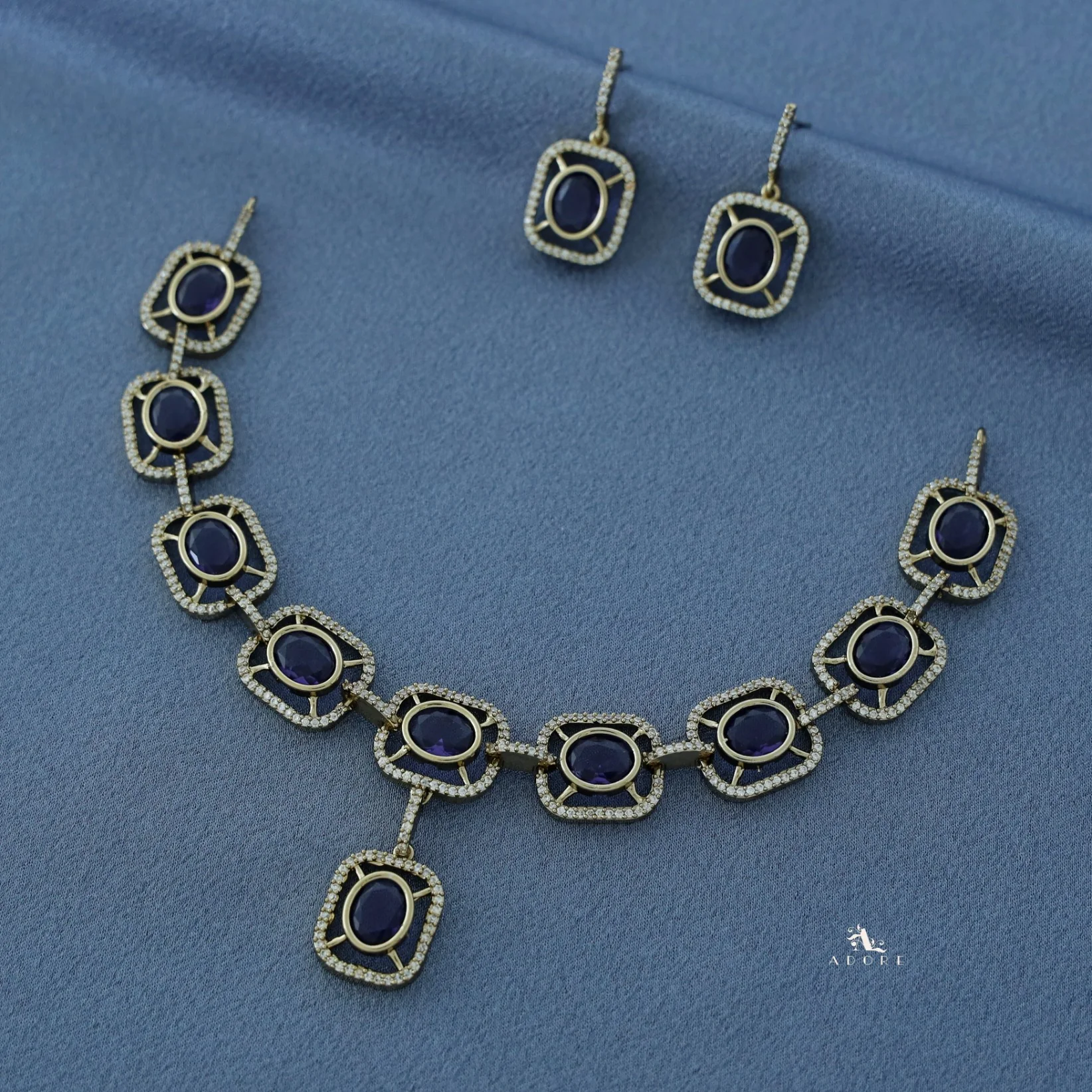 Curved Rectangle Oval Glossy Short Neckpiece with Earring - Image 7