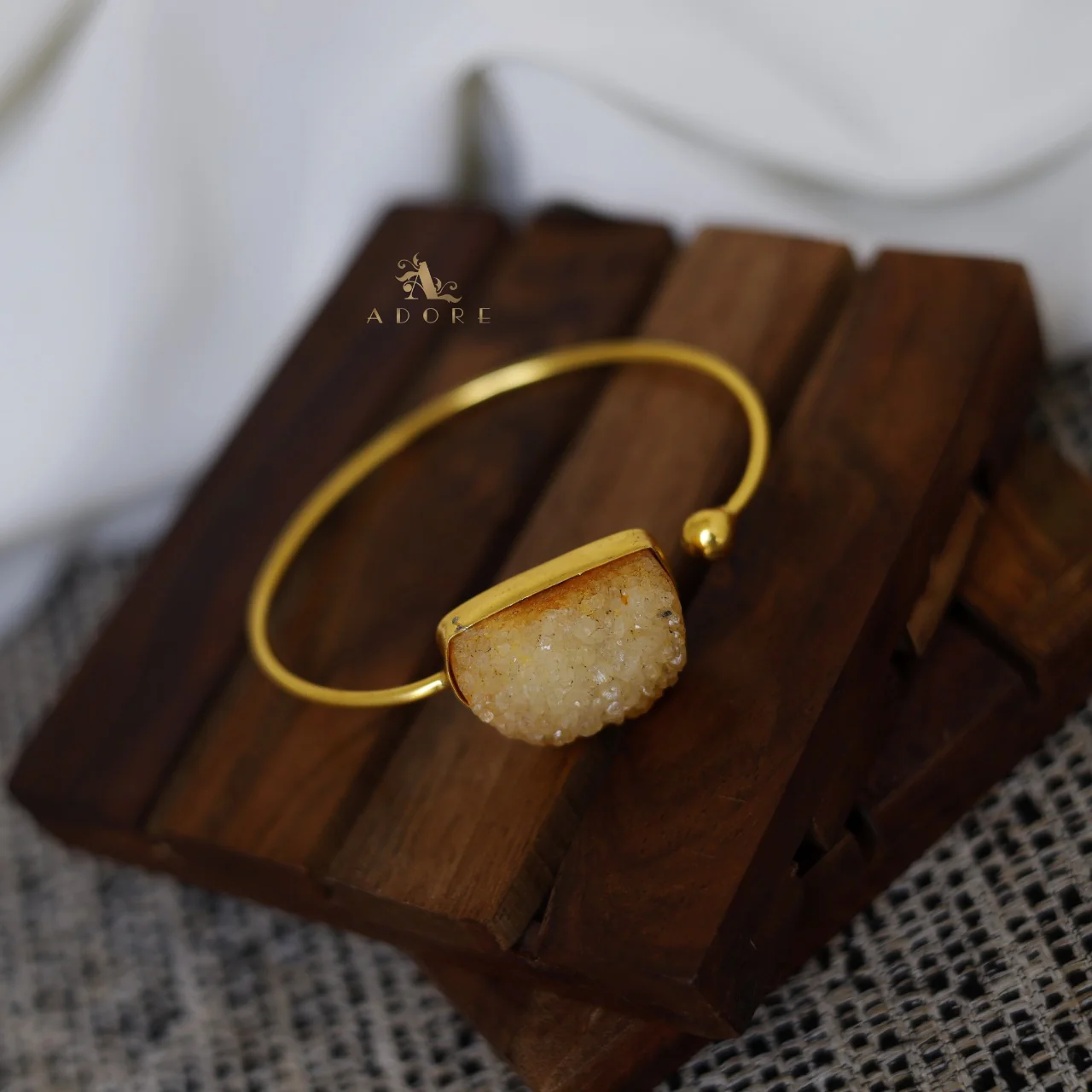 Daleyza Druzy Stone Bangle - Image 9