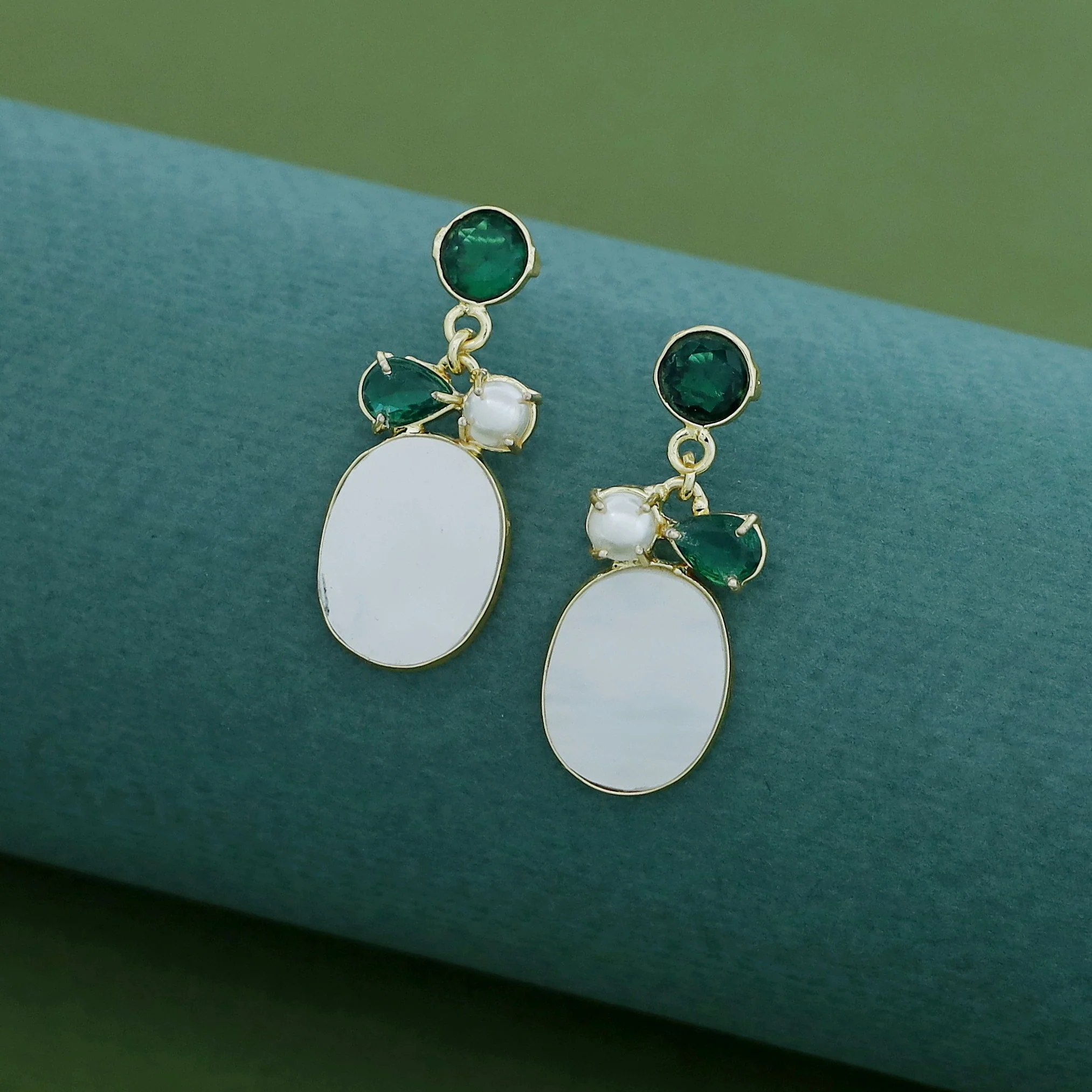 Dalia Dual Glossy Pearl MOP Earring - Image 2