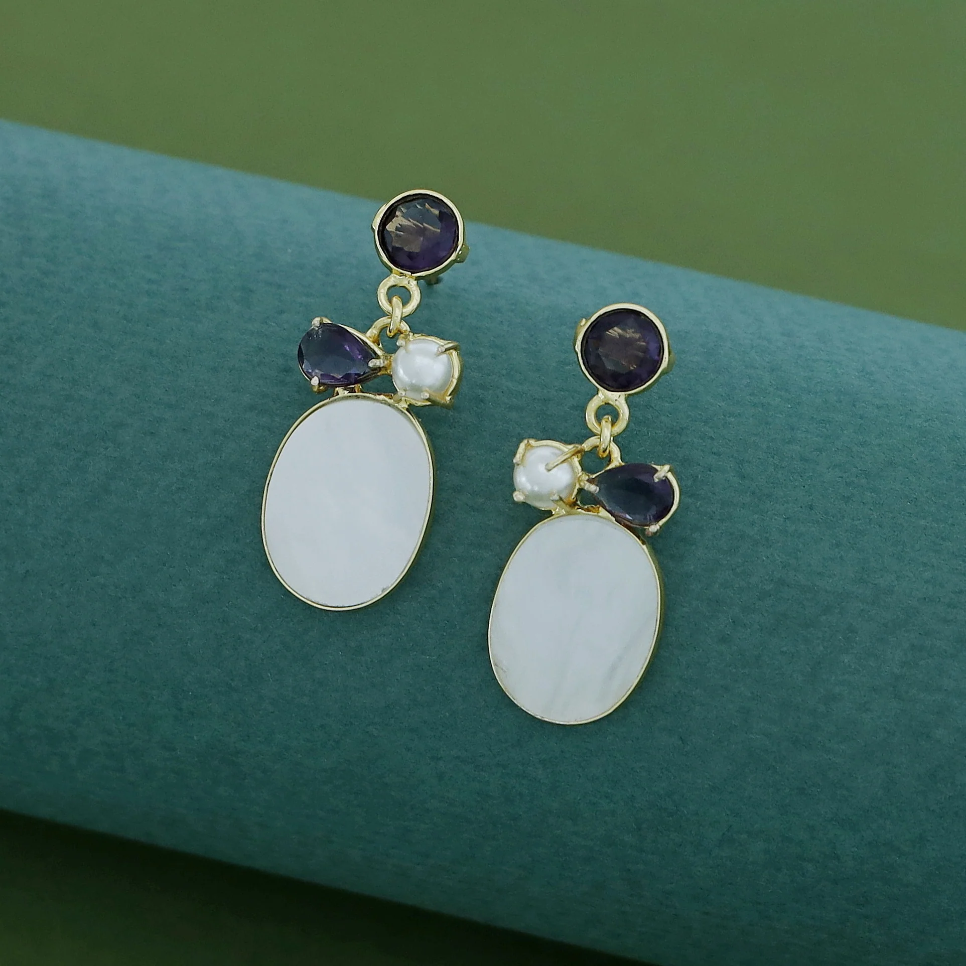 Dalia Dual Glossy Pearl MOP Earring - Image 5