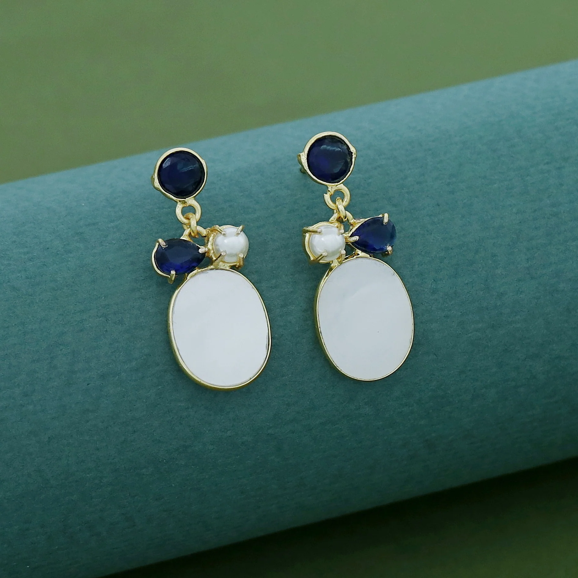 Dalia Dual Glossy Pearl MOP Earring - Image 6