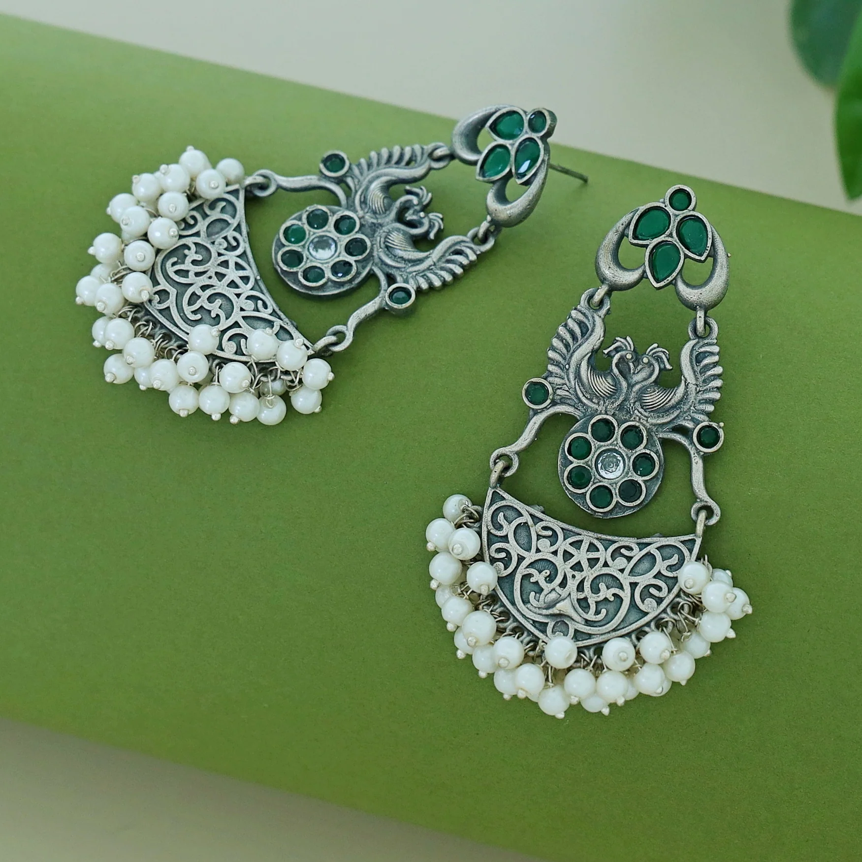 Dana Dual Mayura Cluster Pearl Earring - Image 8