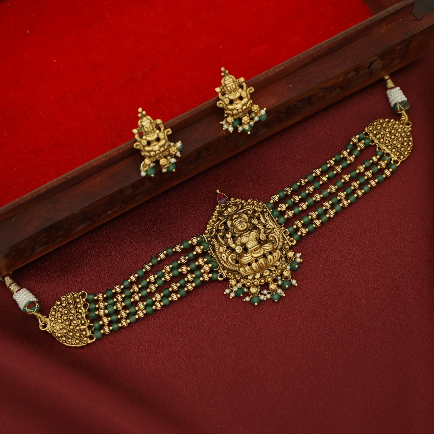 Darpana Devi 5 Layer Beaded Choker With Earring - Image 3