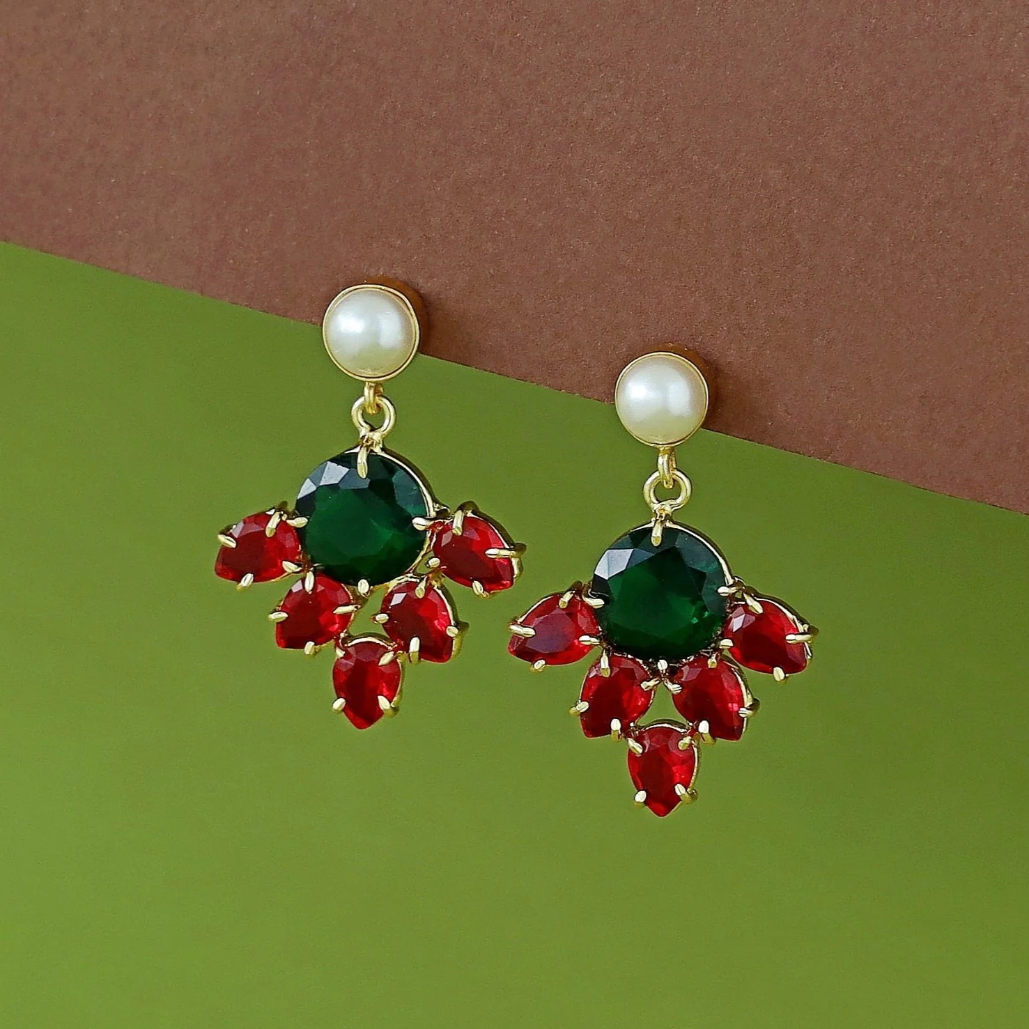 Darya Glossy Pearl Earring - Image 12