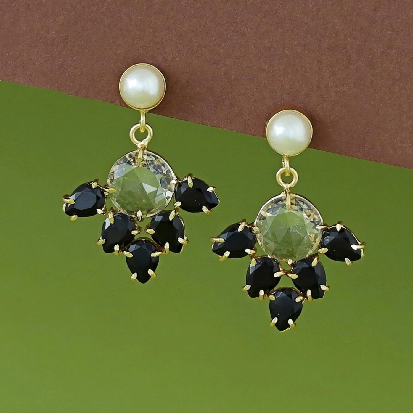 Darya Glossy Pearl Earring - Image 6