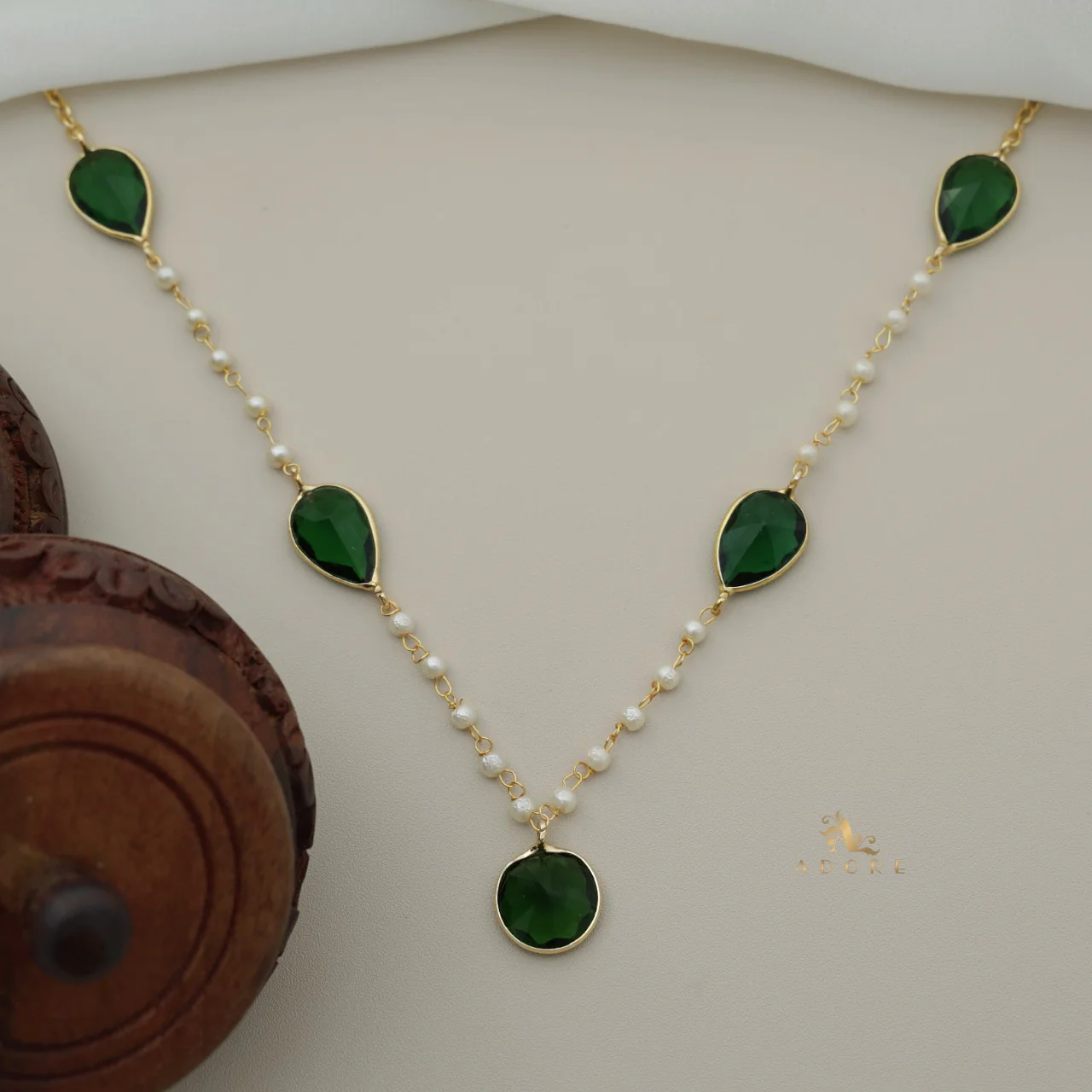 Daysha Glossy Pearl Neckpiece - Image 10