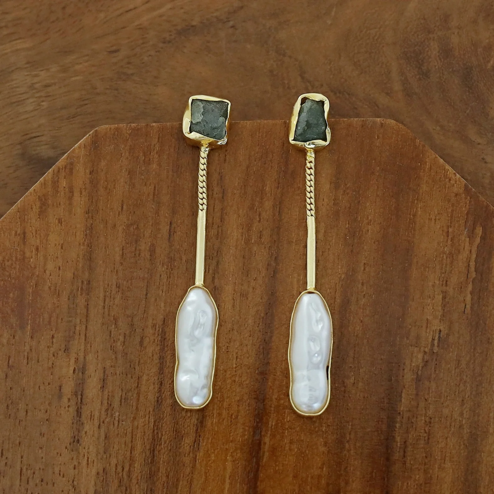Deena Raw Stone Baroque Earring - Image 5