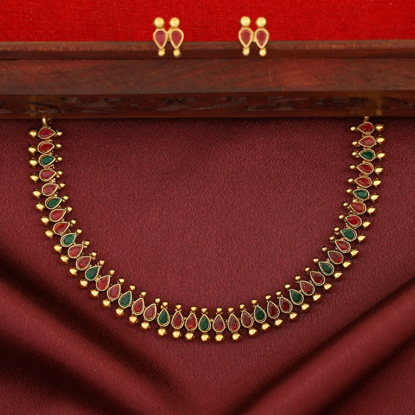 Devalekha Golden Ball Kemp Stone Drop Short Neckpiece With Earring - Image 10