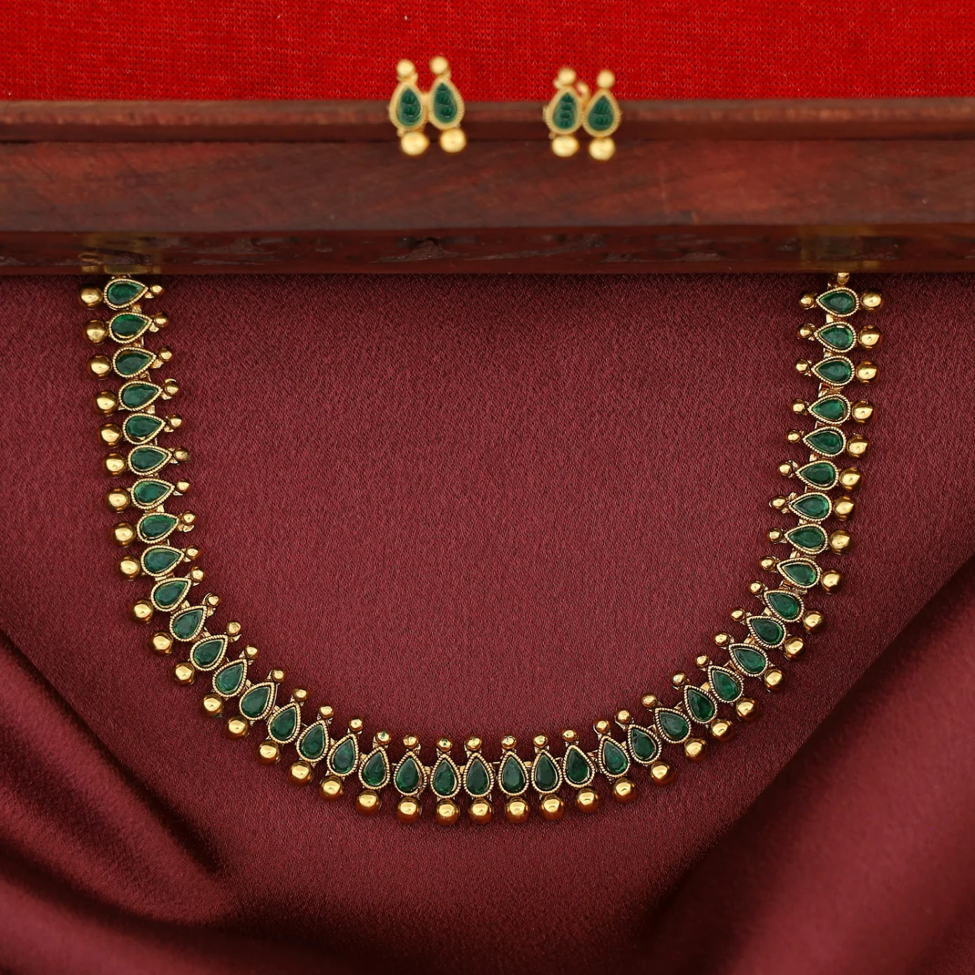 Devalekha Golden Ball Kemp Stone Drop Short Neckpiece With Earring - Image 7
