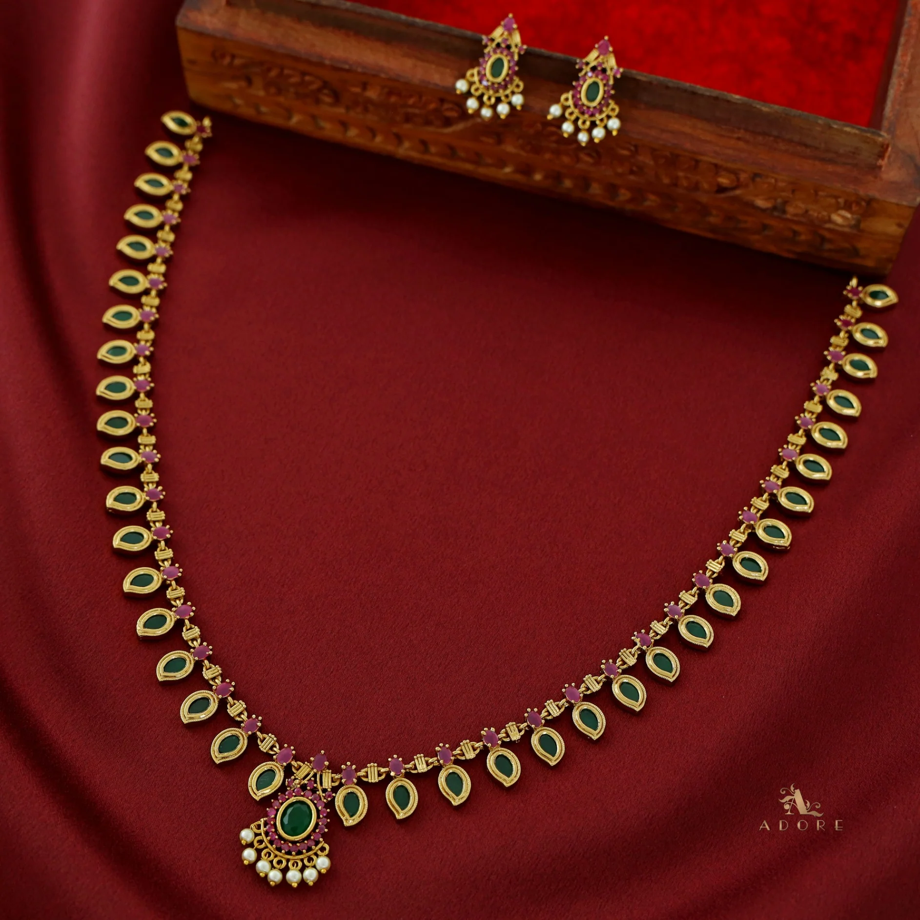 Devansha Palakka Long Neckpiece With Earring - Image 5