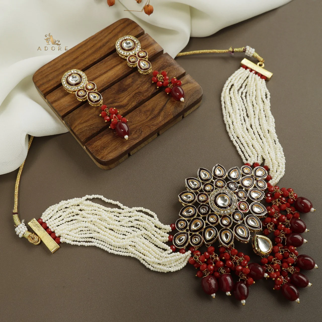 Dhamayika Kundan Choker With Earring - Image 7