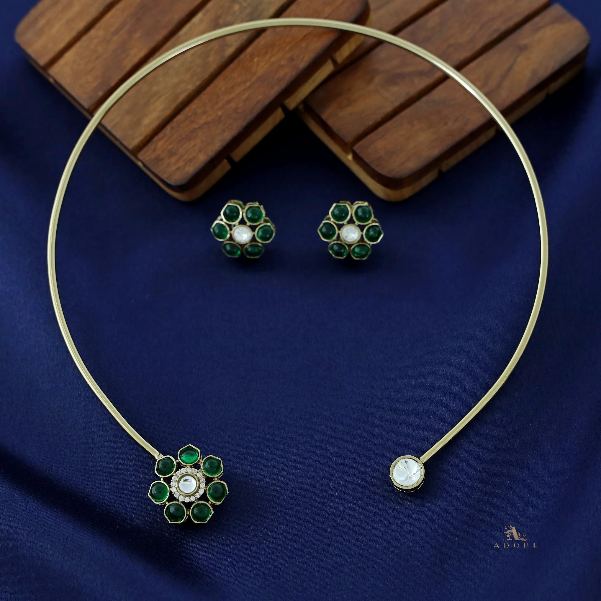 Dhanishta Flower Neck Cuff With Stud - Image 4