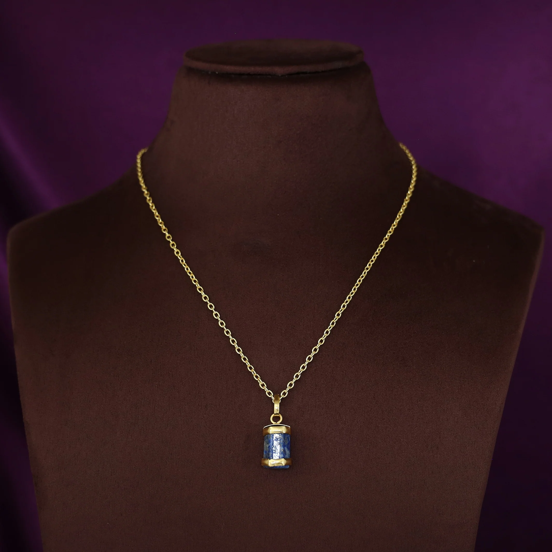 Dhanishta Golden Raw Stone Pendant Neckpiece - Image 9