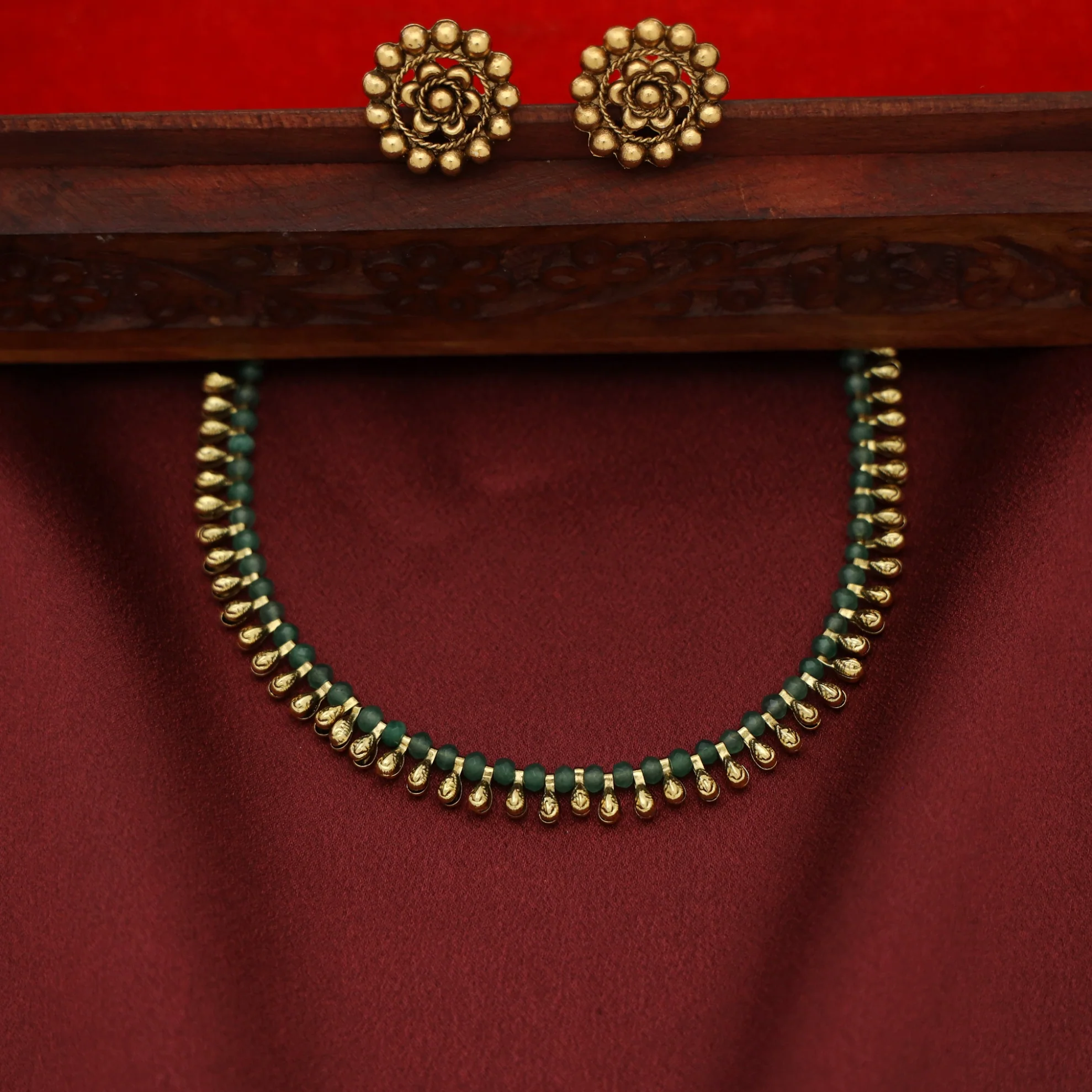 Dhara Beaded Bud Short Neckpiece with Stud - Image 2