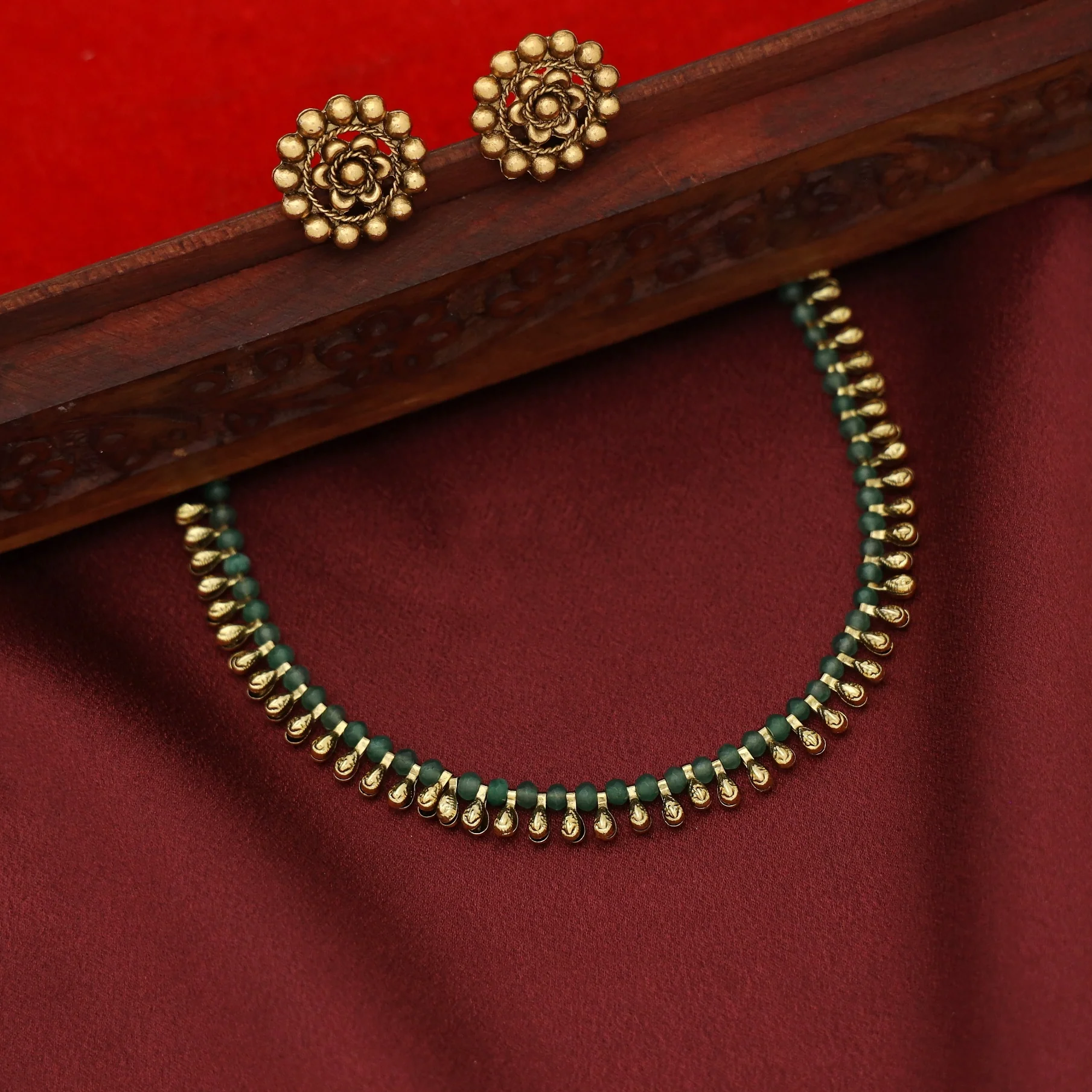 Dhara Beaded Bud Short Neckpiece with Stud - Image 6