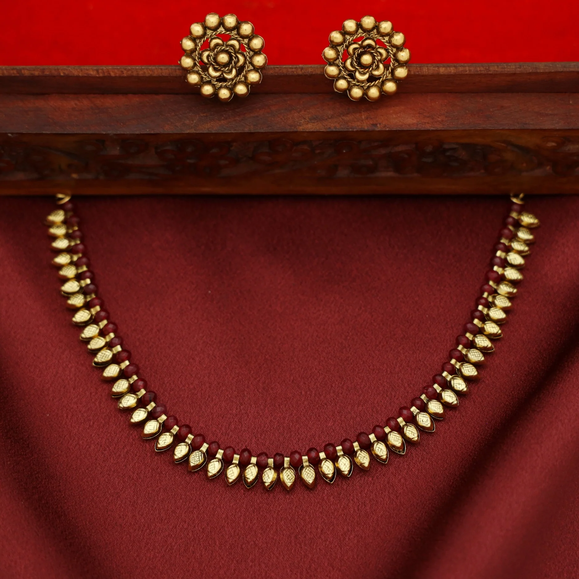 Dhara Beaded Bud Short Neckpiece with Stud - Image 7