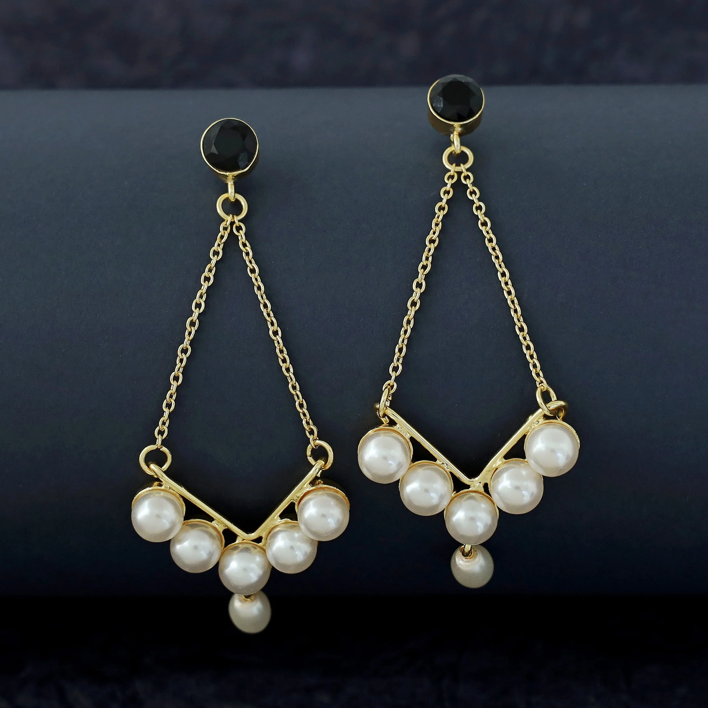 Dhivara Golden V Shape Pearl Glossy Stone Earring - Image 6
