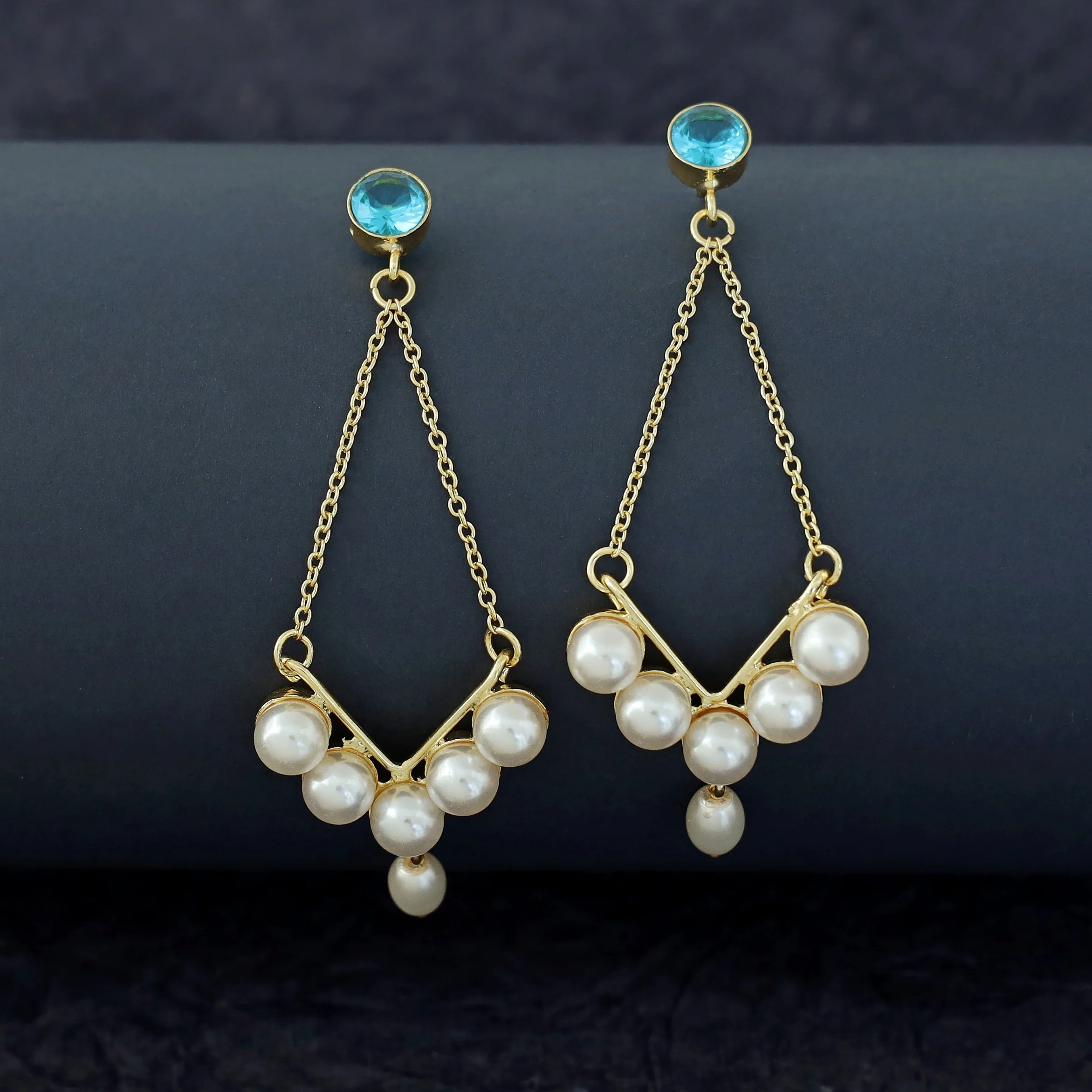 Dhivara Golden V Shape Pearl Glossy Stone Earring - Image 8