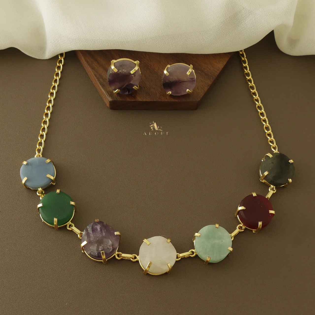 Dhokshi Choker/ Short Necklace With Stud - Image 12