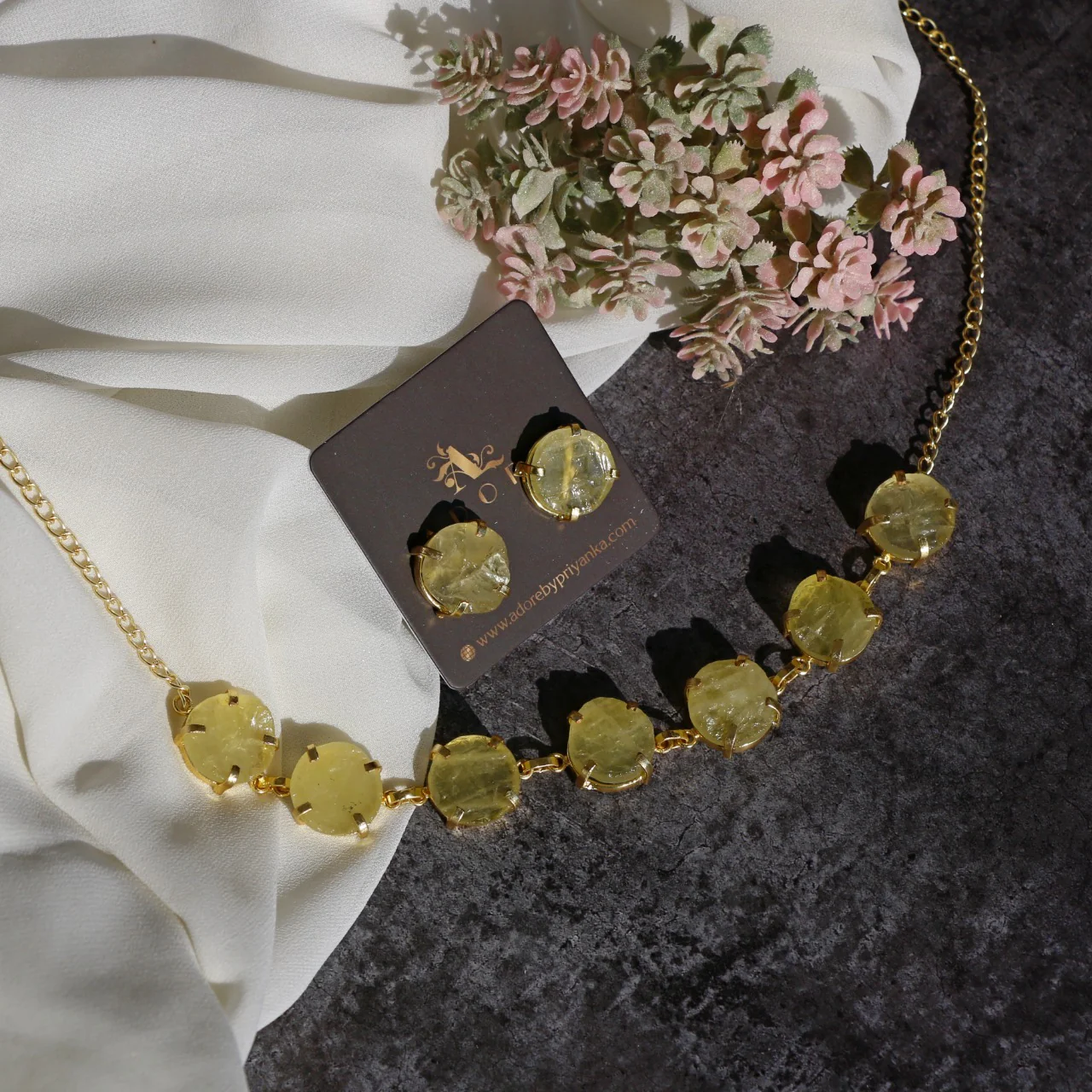 Dhokshi Choker/ Short Necklace With Stud - Image 23
