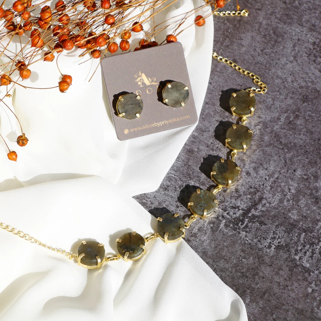 Dhokshi Choker/ Short Necklace With Stud - Image 26