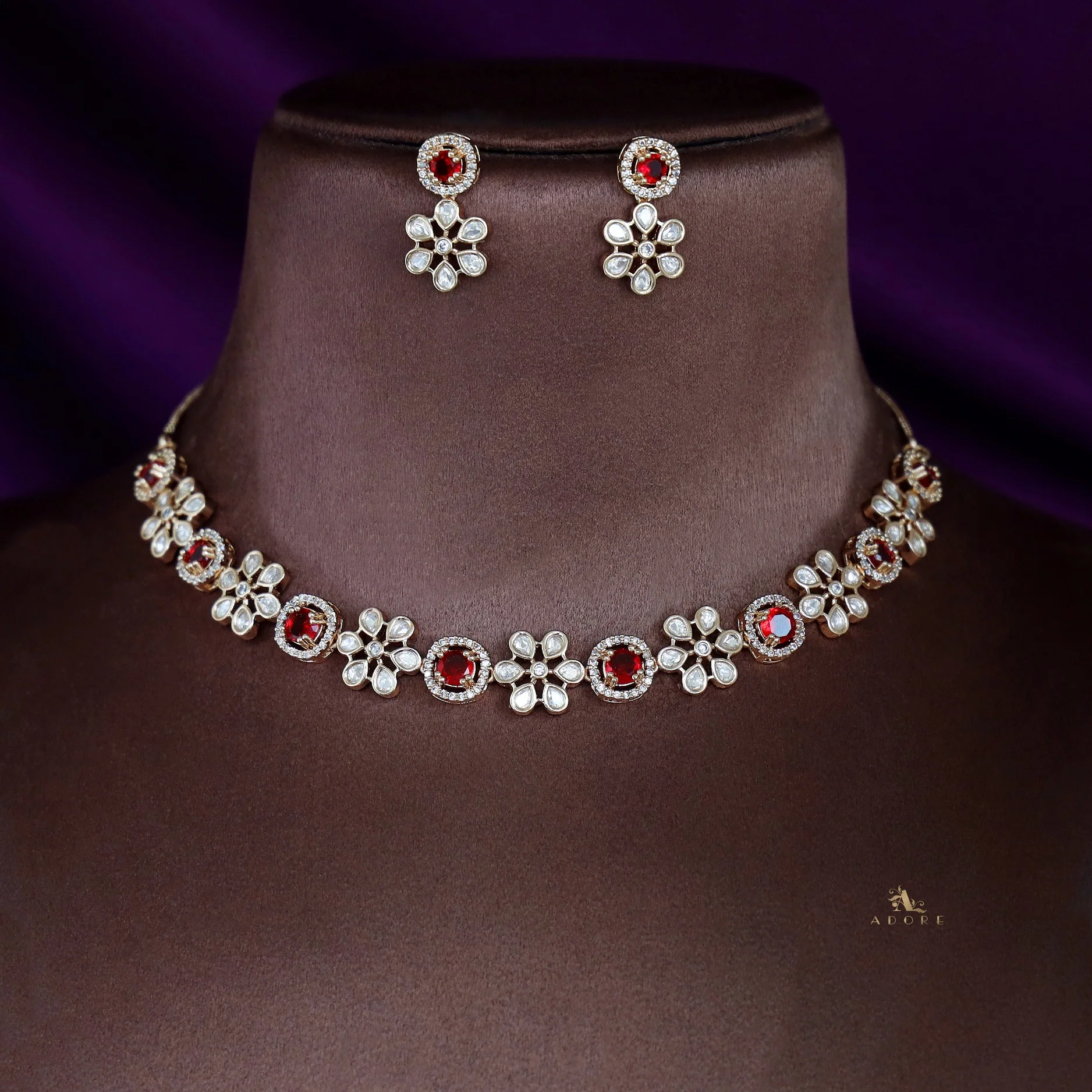 Premium Olivia Flower Polki Kundan Neckpiece With Earring - Image 4