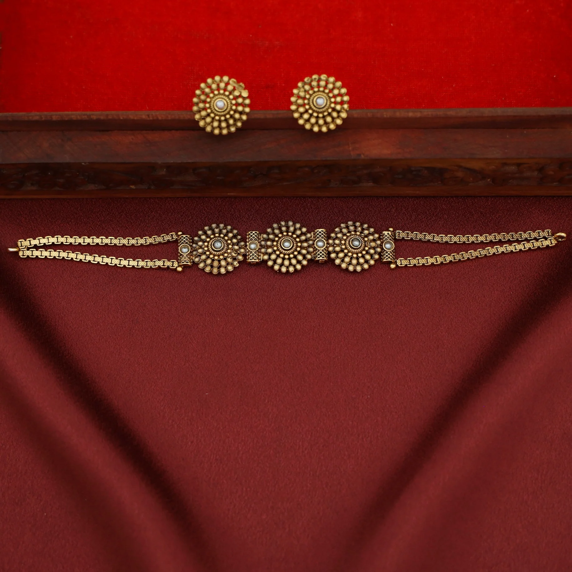 Dhruvani Tri Chakra Choker with Earring - Image 3