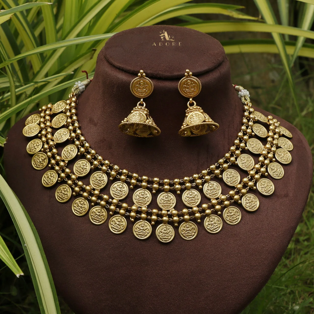 Dhwershika 2 Layer Kashi Neckpiece With Earring - Image 3