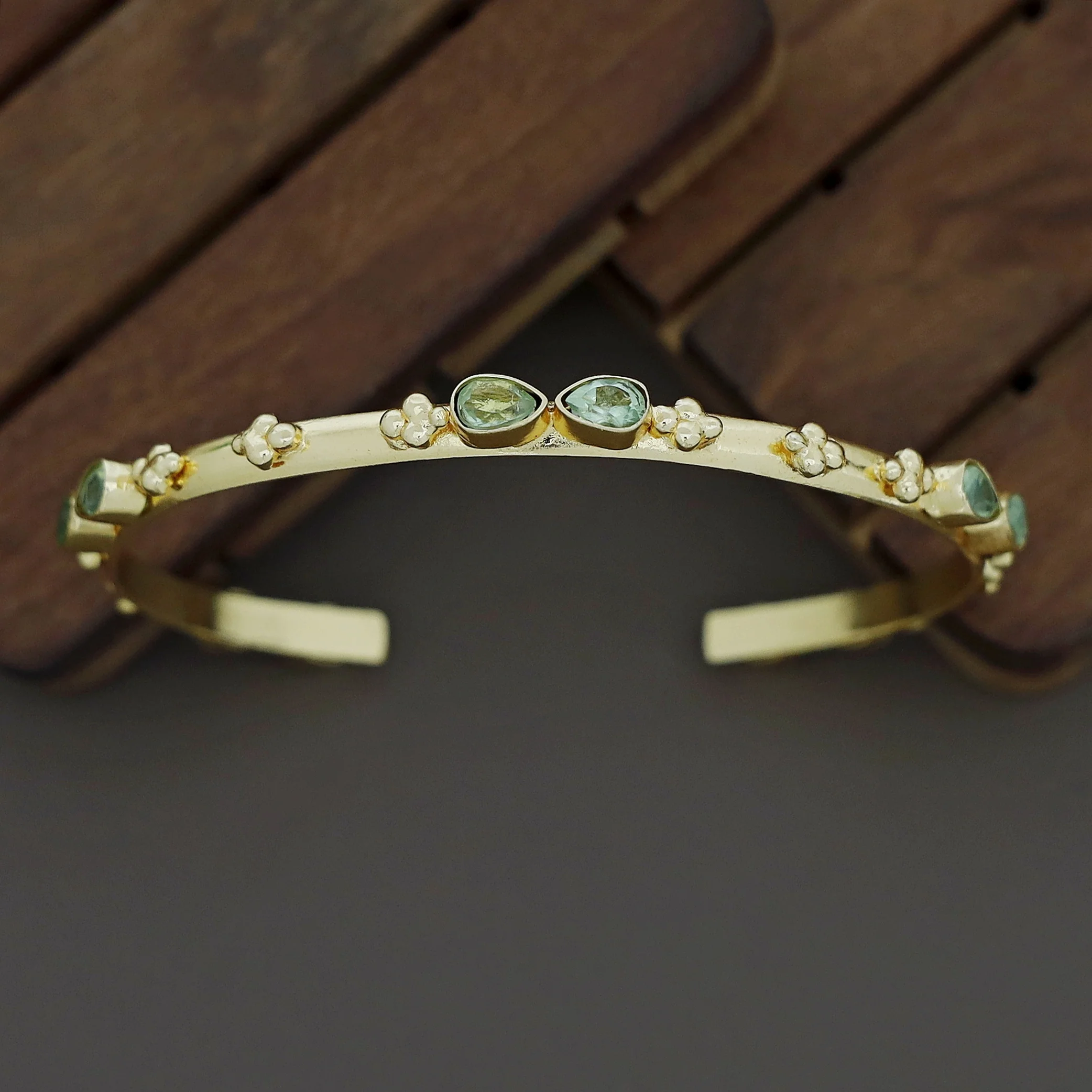Dia Golden Glossy Bangle - Image 10