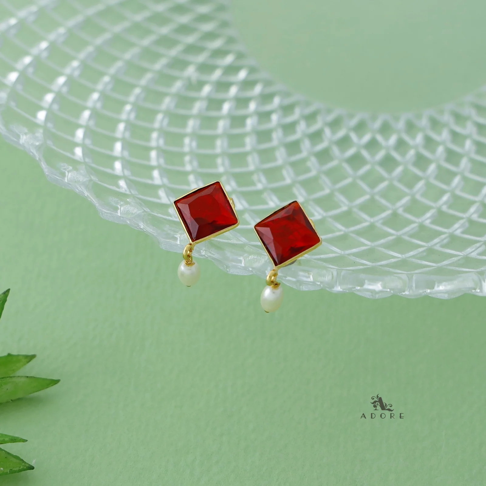 Gailesta Diamond Pearl Earring - Image 15
