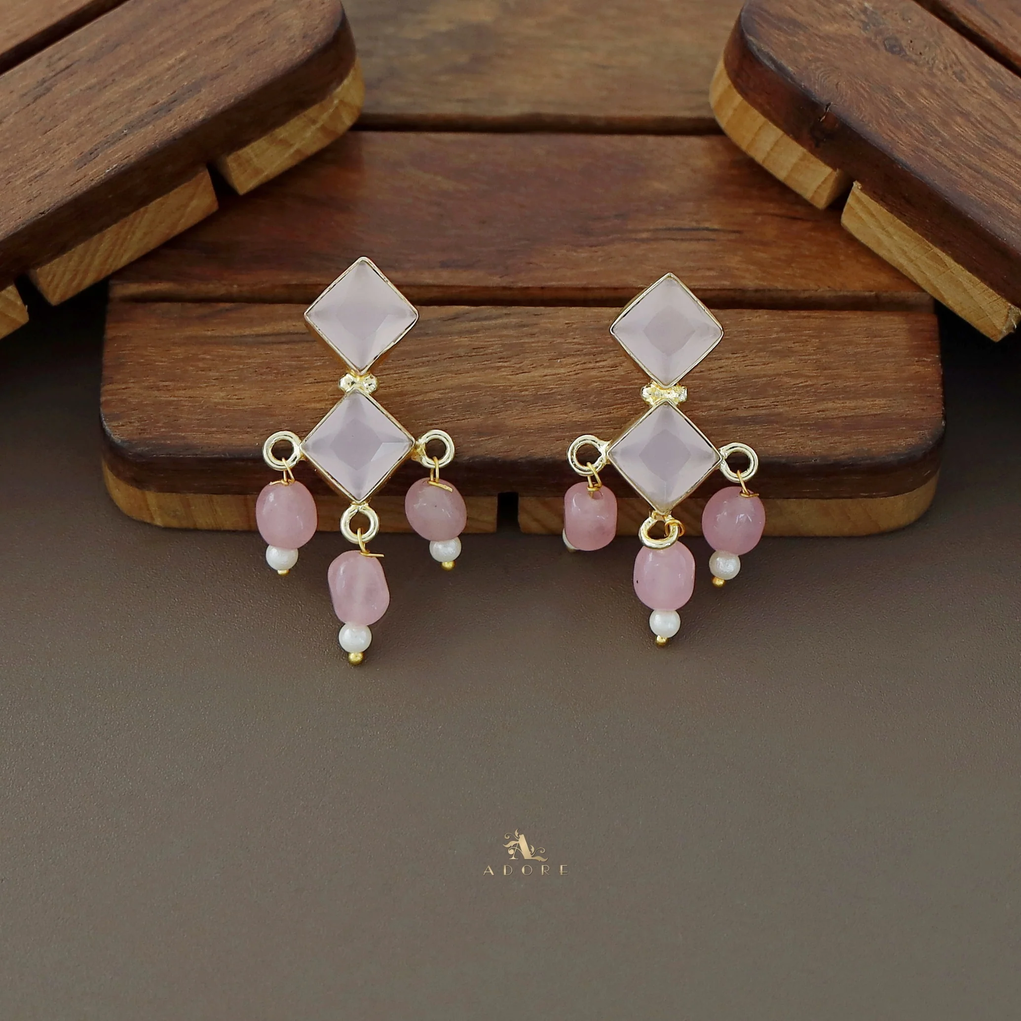 Diana Glossy Stone Diamond Pearl Neckpiece With Earring - Image 15