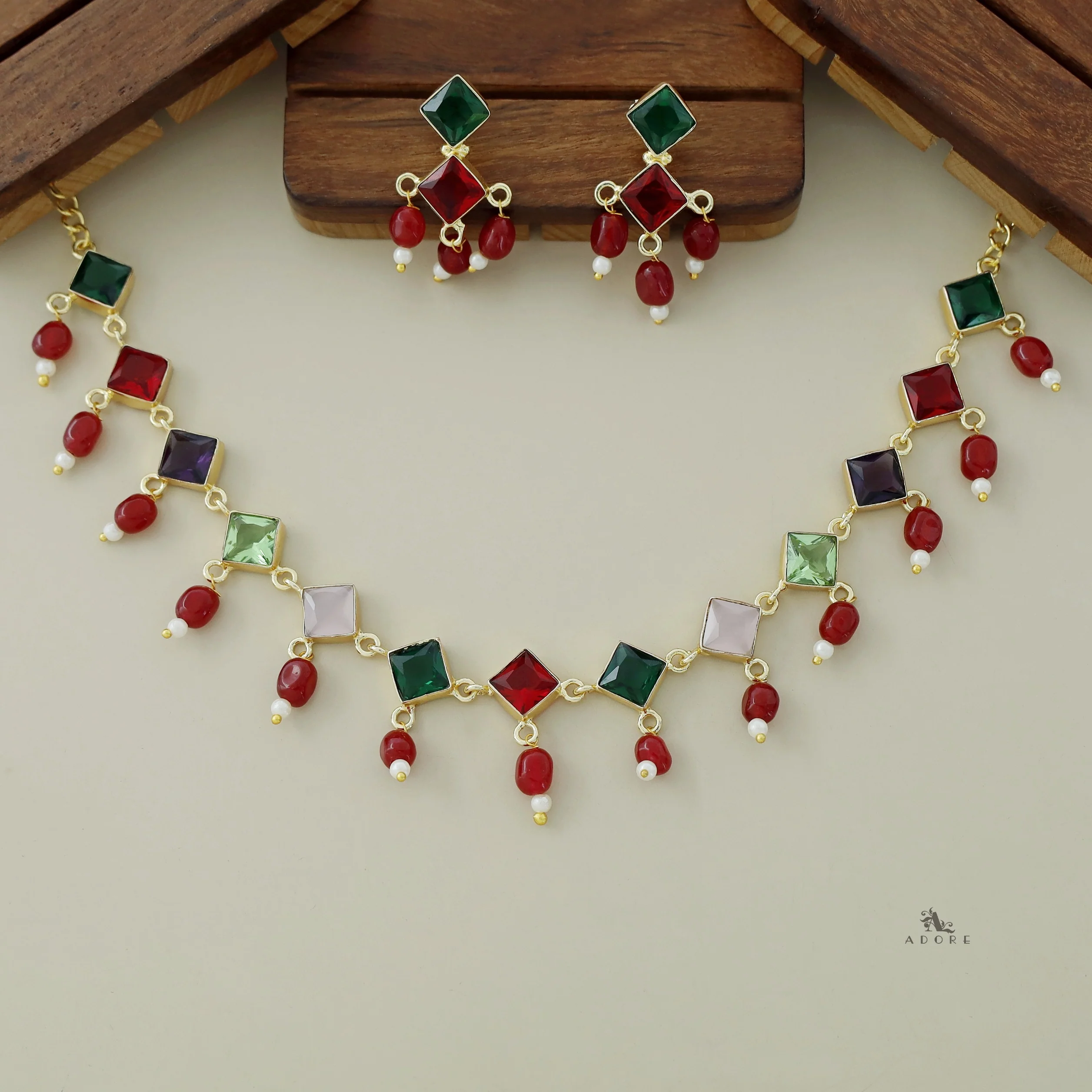 Diana Glossy Stone Diamond Pearl Neckpiece With Earring - Image 20