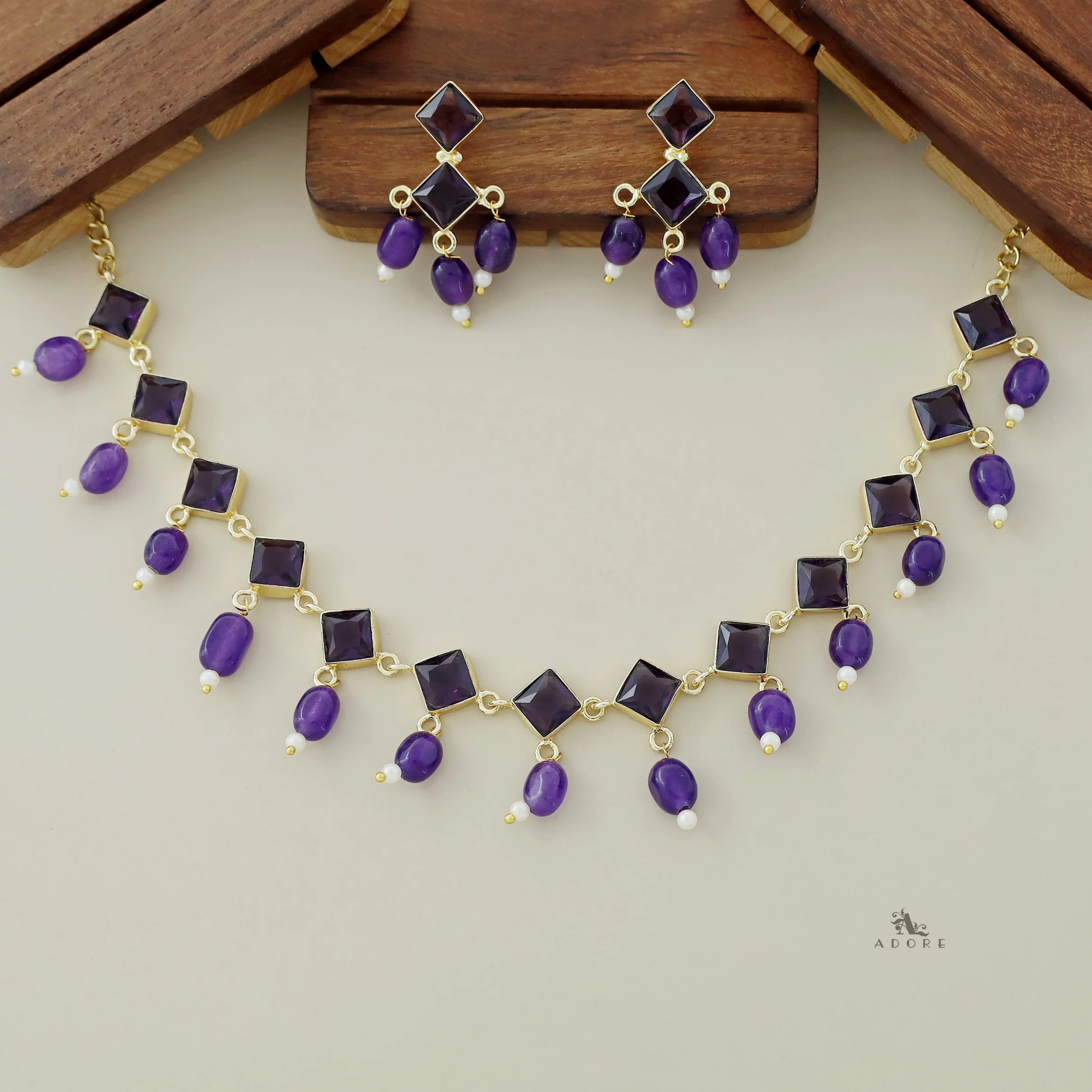 Diana Glossy Stone Diamond Pearl Neckpiece With Earring - Image 24