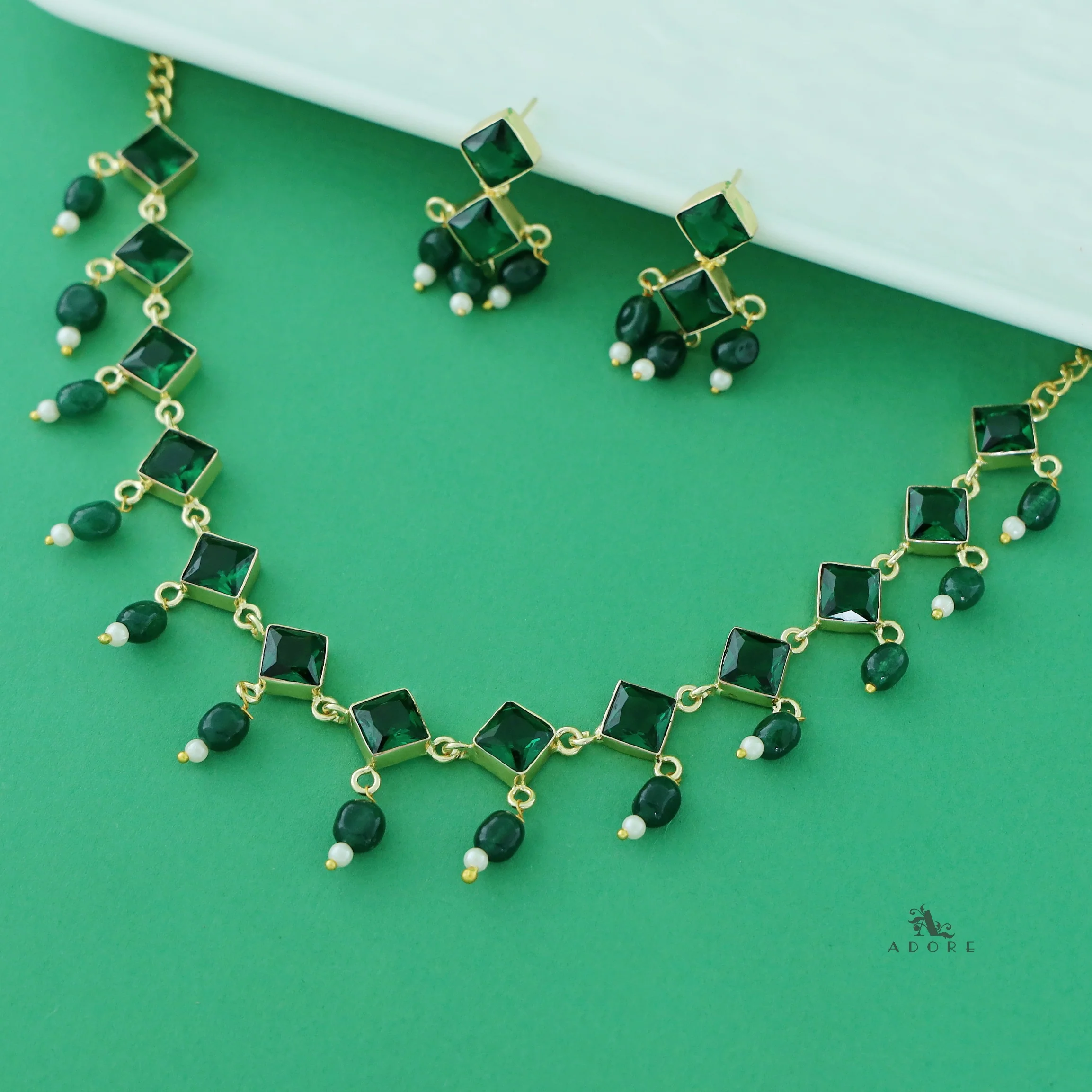 Diana Glossy Stone Diamond Pearl Neckpiece With Earring - Image 6
