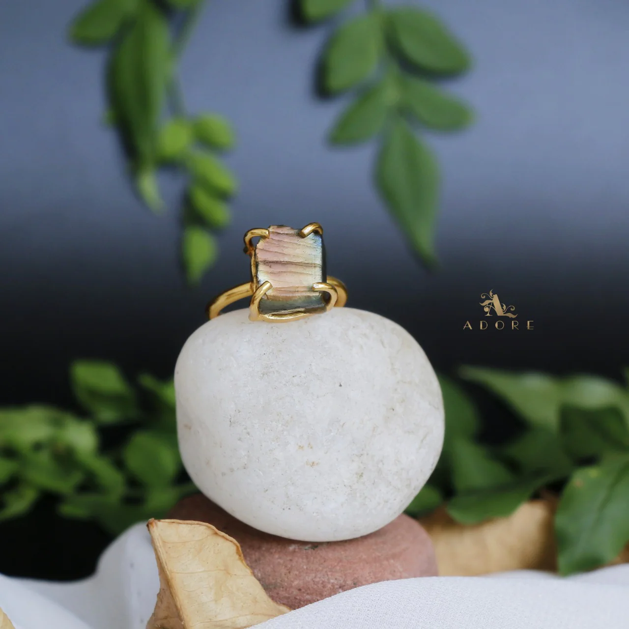 Dilrupa Raw Stone Ring - Image 10