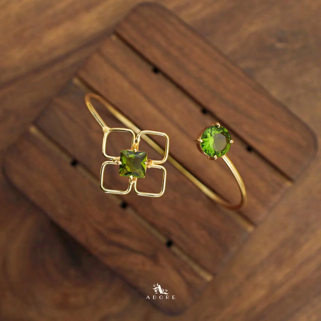 Dione Glossy Square Round Claw Bangle - Image 2