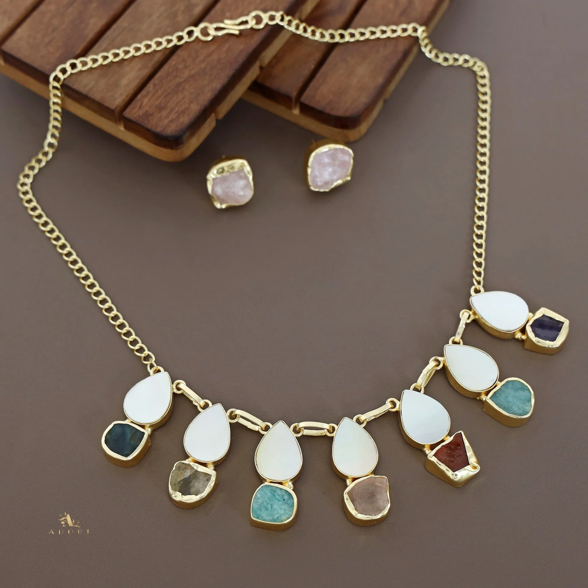Hania Drop MOP + Raw Stone Neckpiece With Stud - Image 15