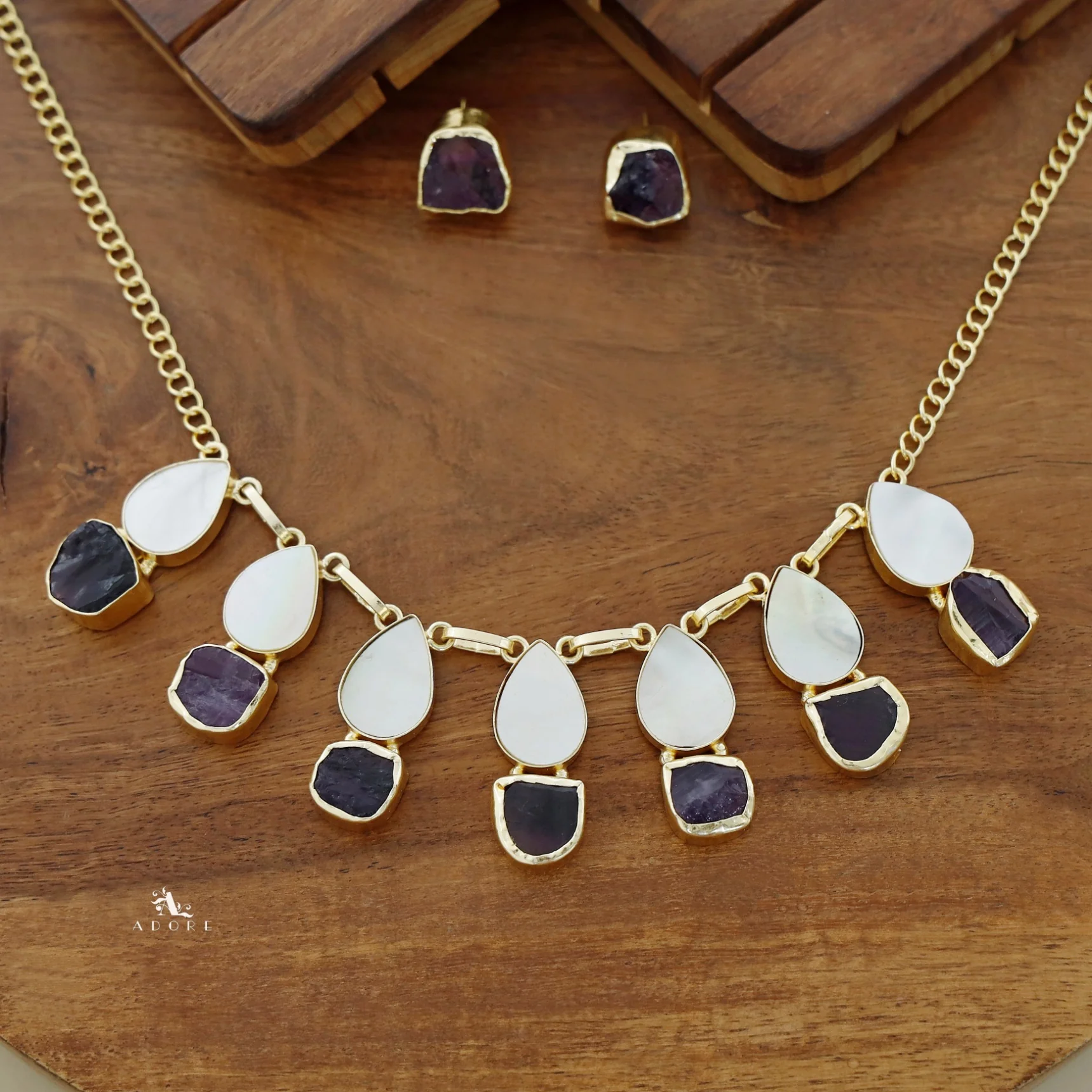 Hania Drop MOP + Raw Stone Neckpiece With Stud - Image 8