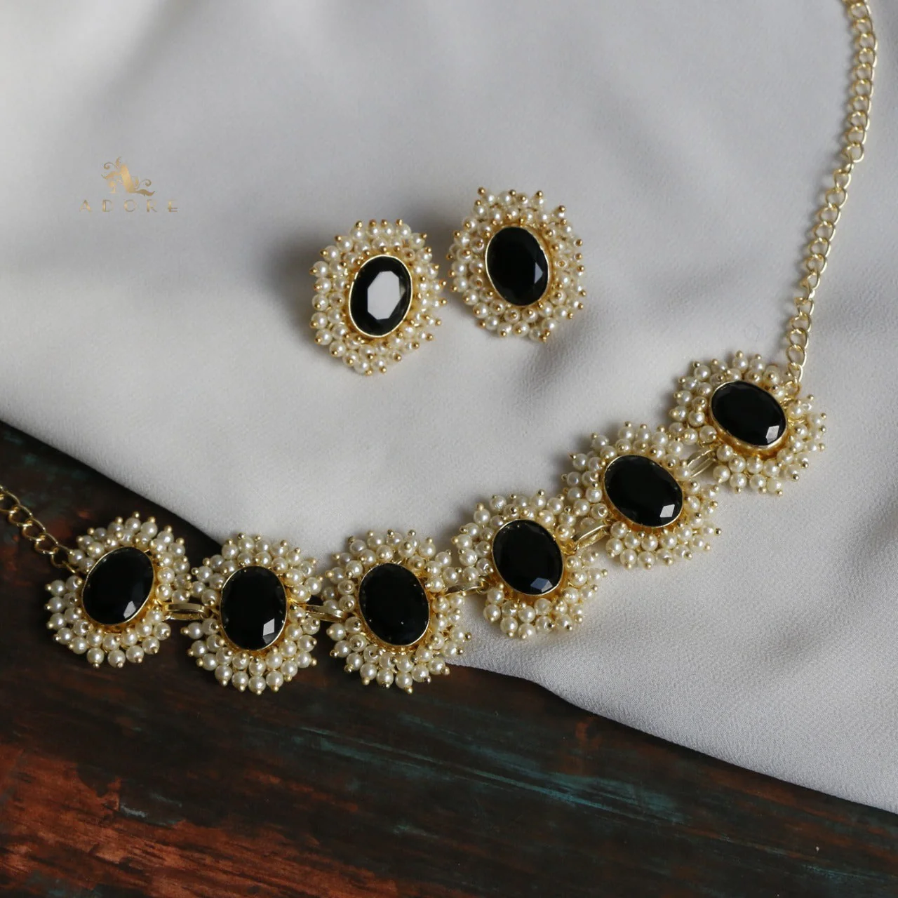 Divisha Glossy Full Pearl Choker With Earring (Colour Options) - Image 12