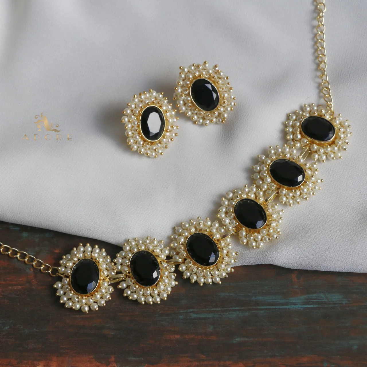 Divisha Glossy Full Pearl Choker With Earring (Colour Options) - Image 17